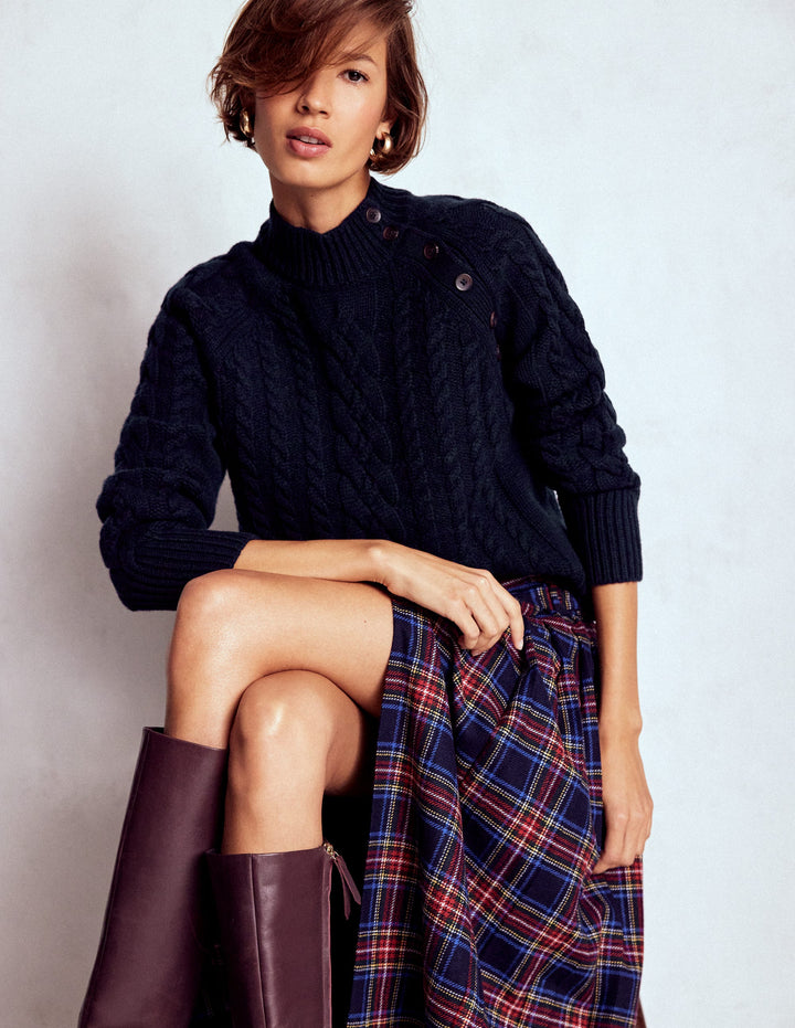 Amara Merino Cable Jumper-Navy