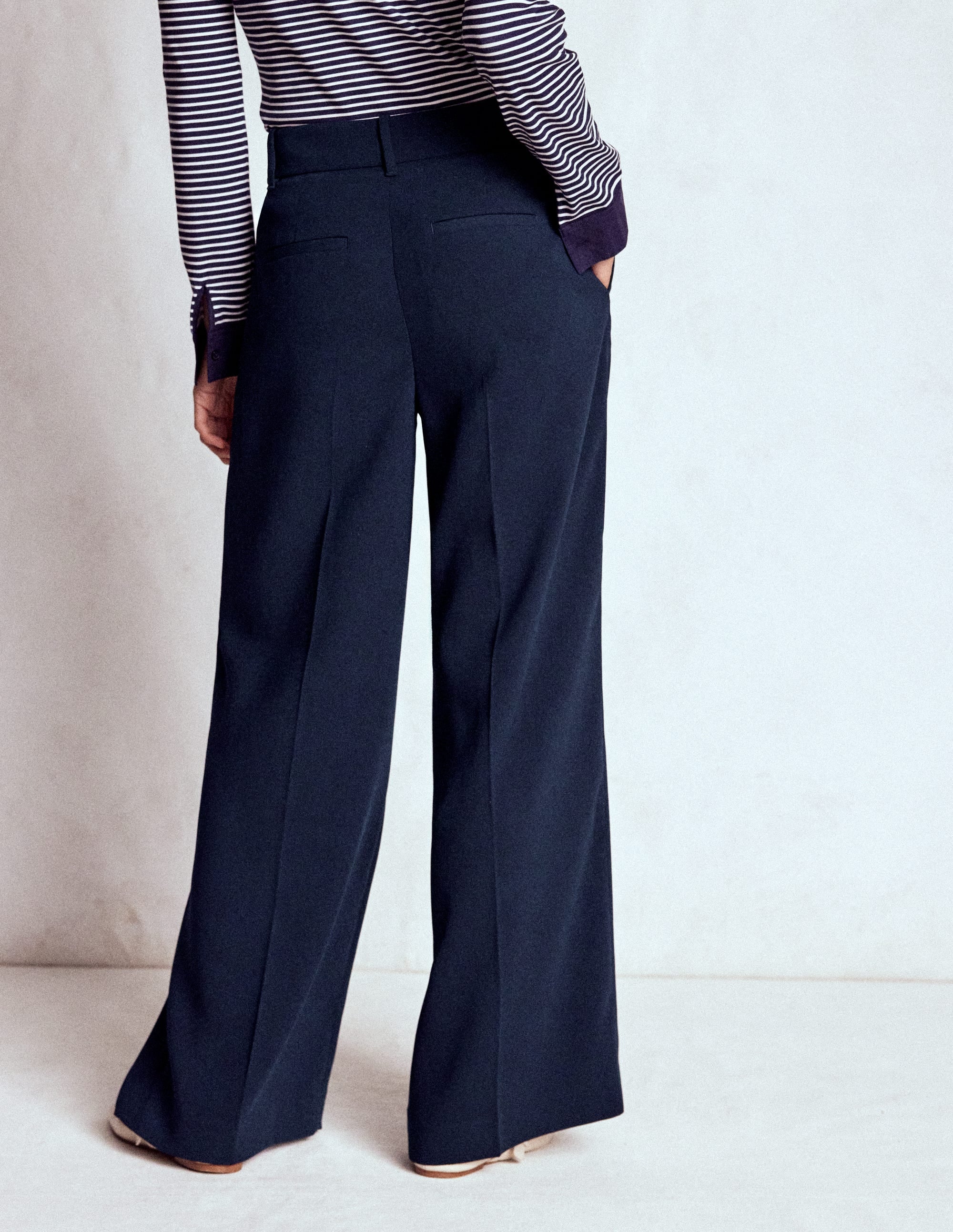 Kensington Taillierte Hose-Marineblau - Image 3