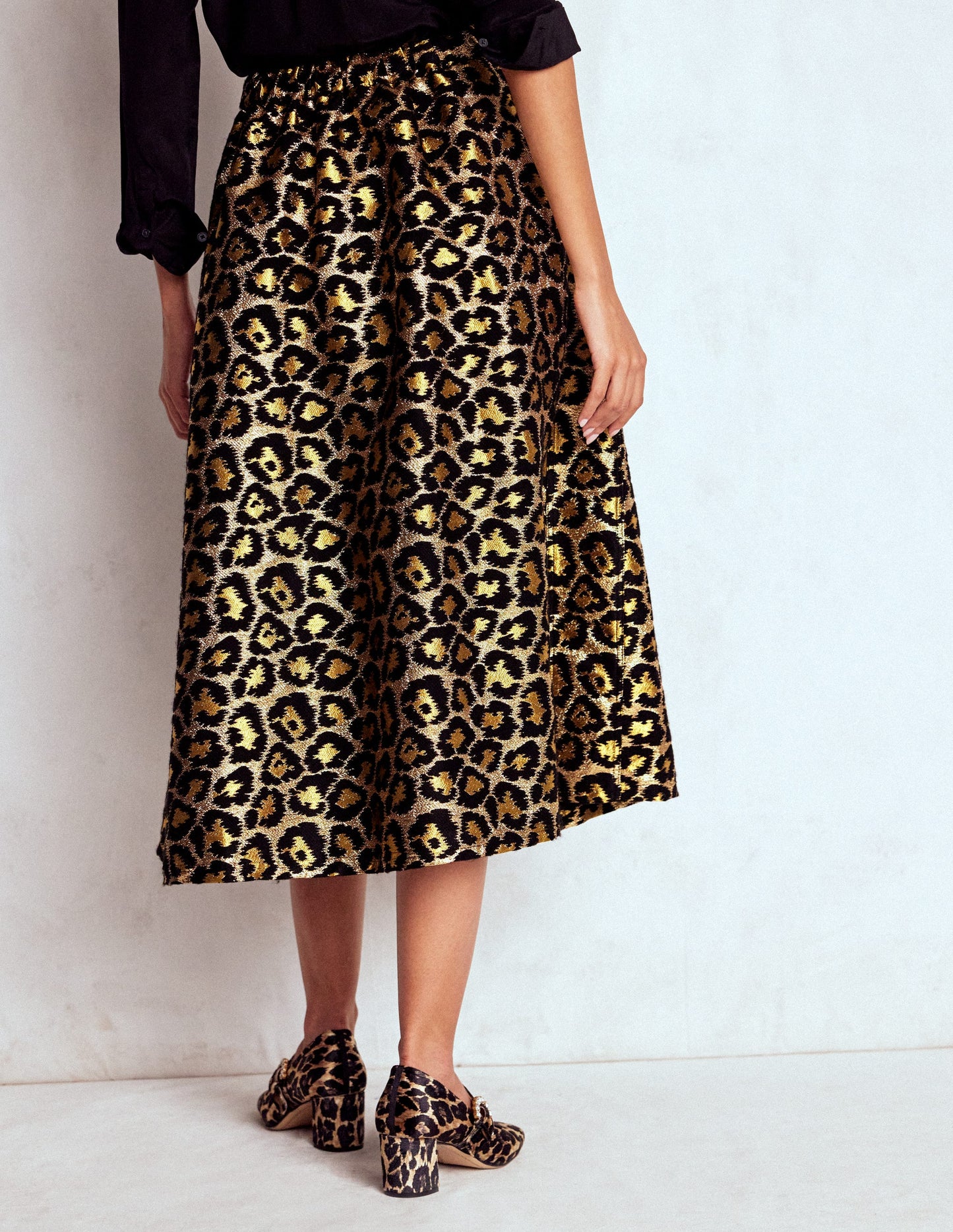 Verity Jacquard-Midirock-Leopardenmuster