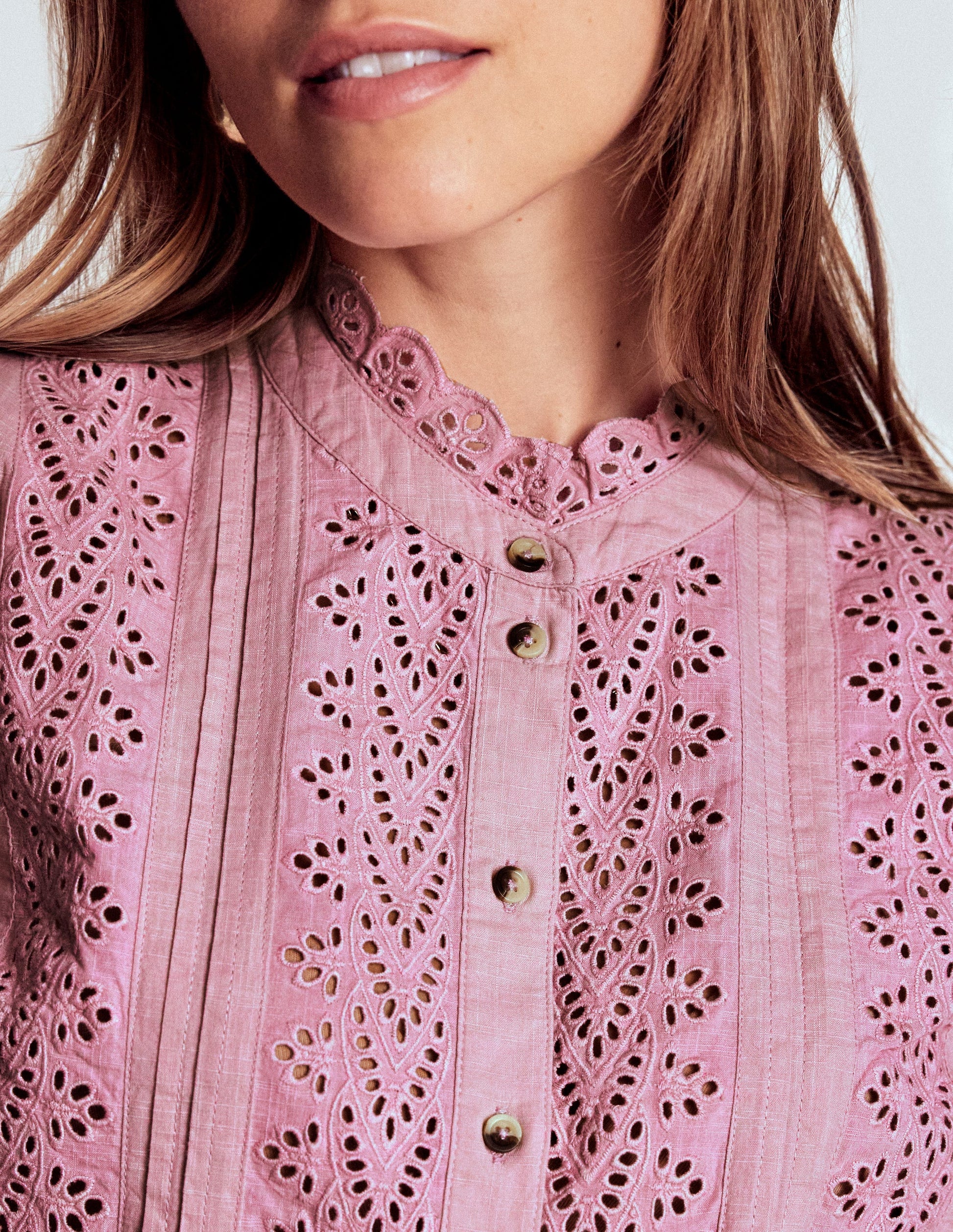 Savannah Oberteil mit Lochstickerei-Schwertlilienrosa-2