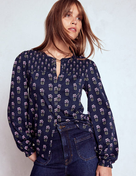 Elsa Jerseyhemd mit gesmokter Passe-Navy mit Mustermix