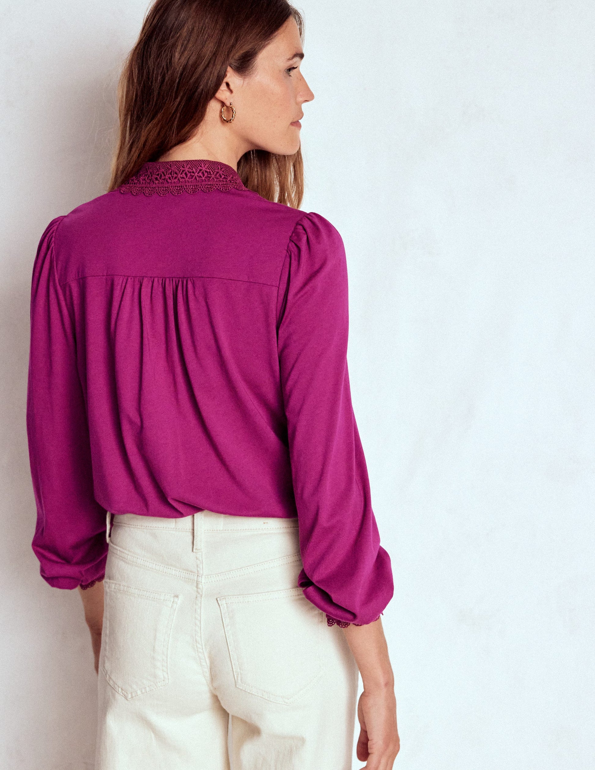 Bluse mit Spitzenkragen-Sattes Magenta-3