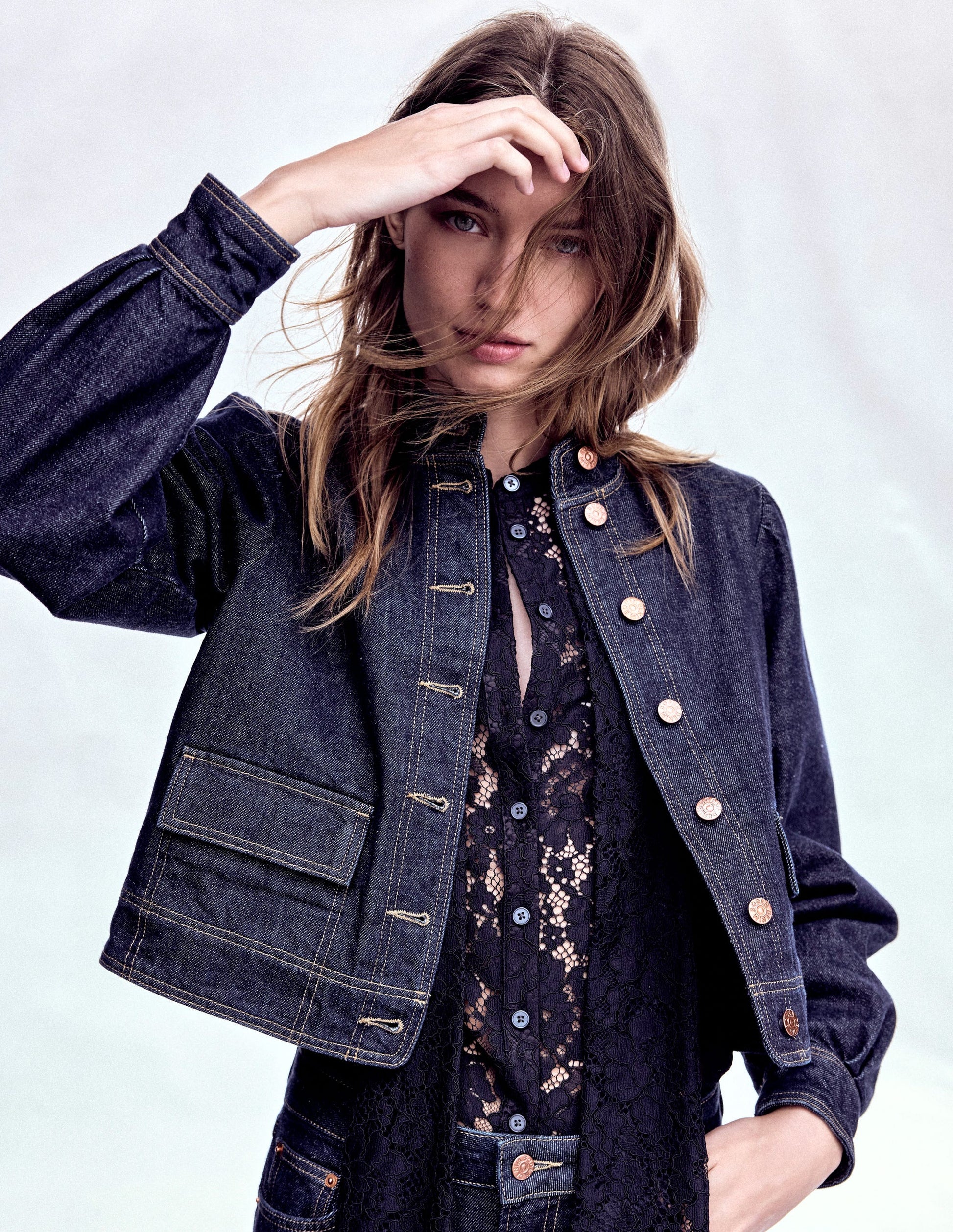 Spitzenoberteil mit Schleife am Ausschnitt-Schwarz-6