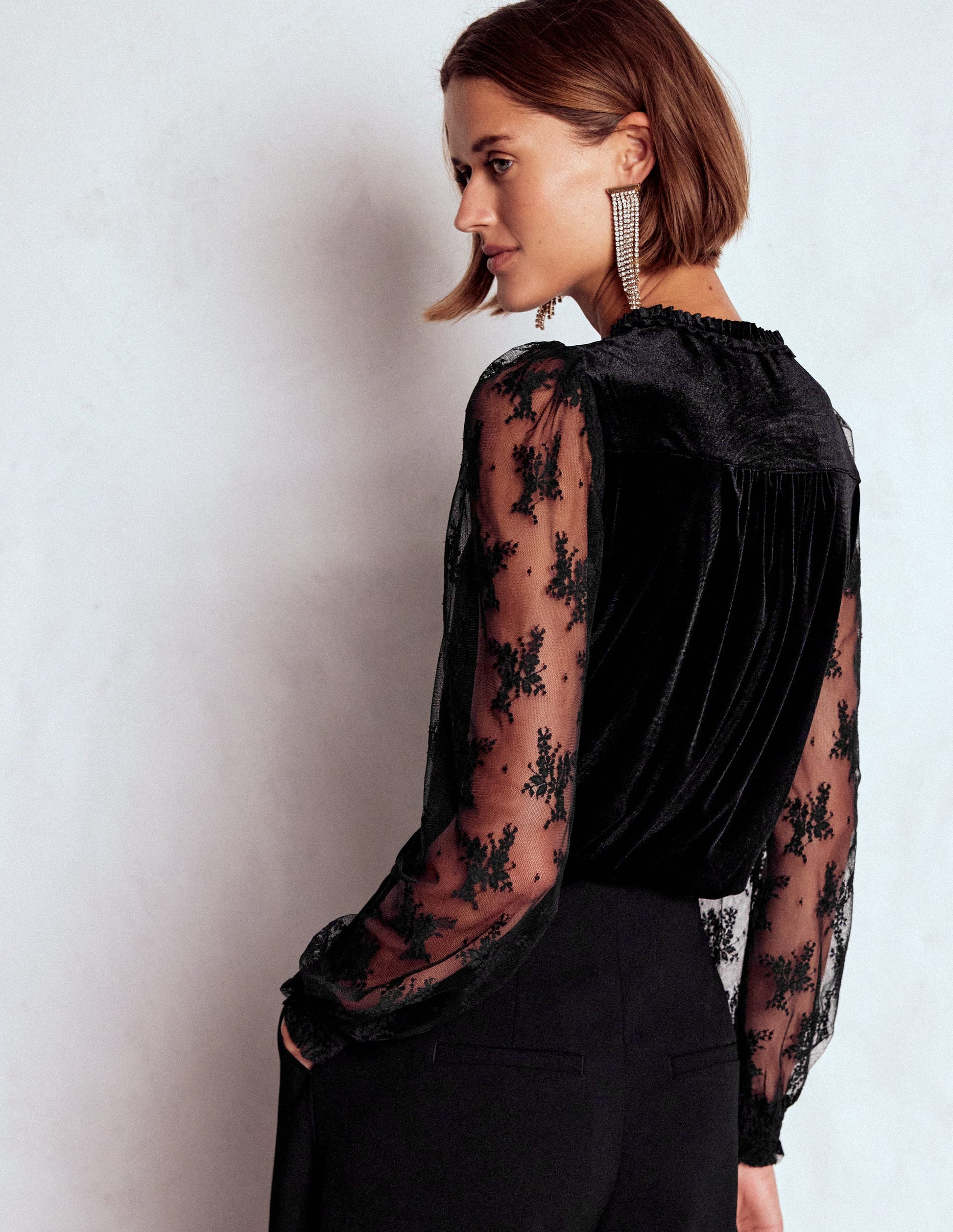 Mixed Media Puff Velvet Top-Black-3