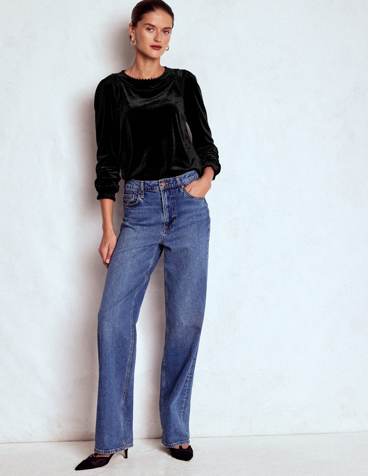 Mila Oberteil aus Samt-Schwarz