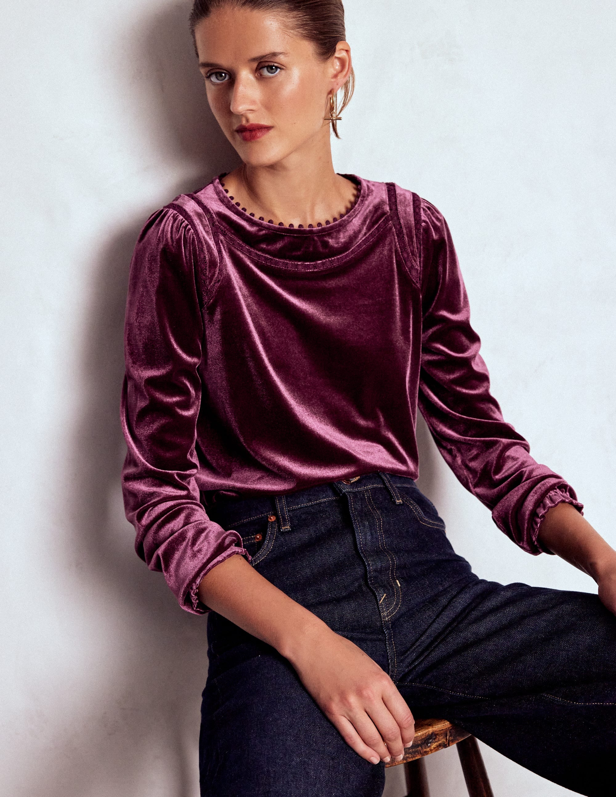 Mila Oberteil aus Samt-Dunkelviolett - Image 1