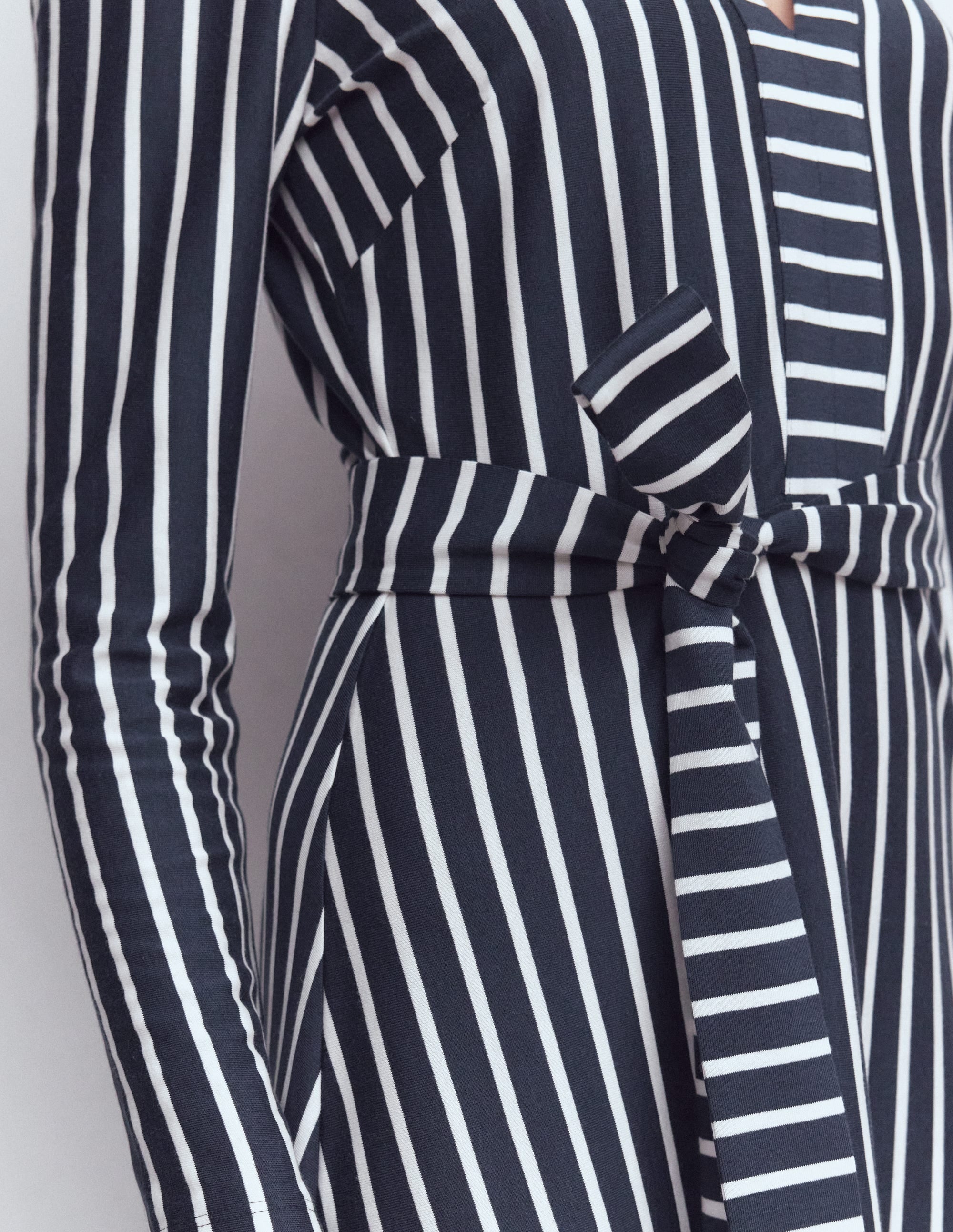 Robe Imogen en jersey à col-Rayé bleu marine foncé et ivoire - Image 4