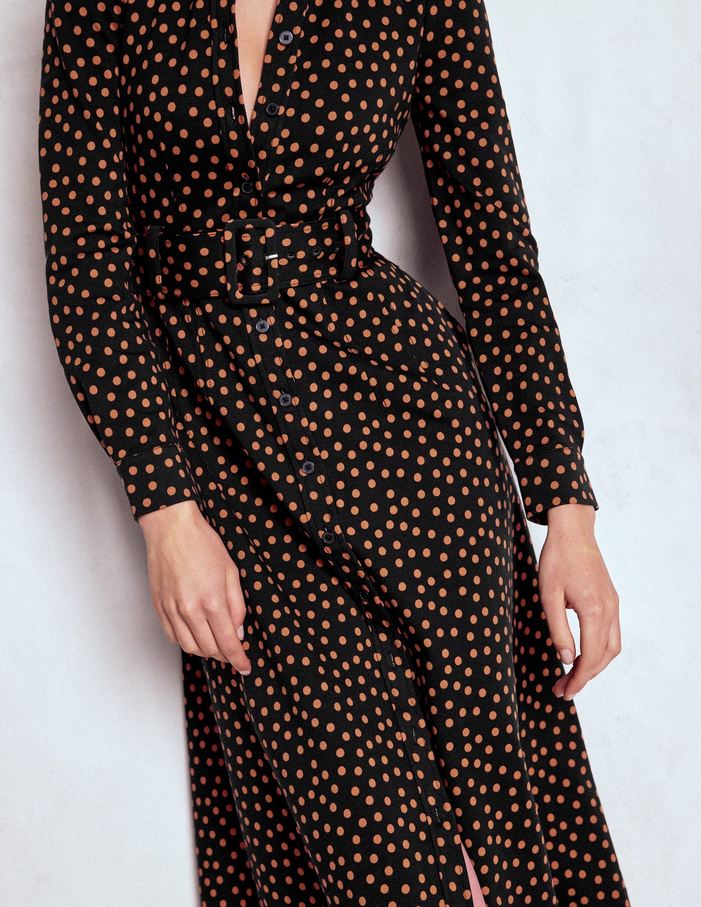 Robe-chemise Anita à manches longues-Noir, pois peints