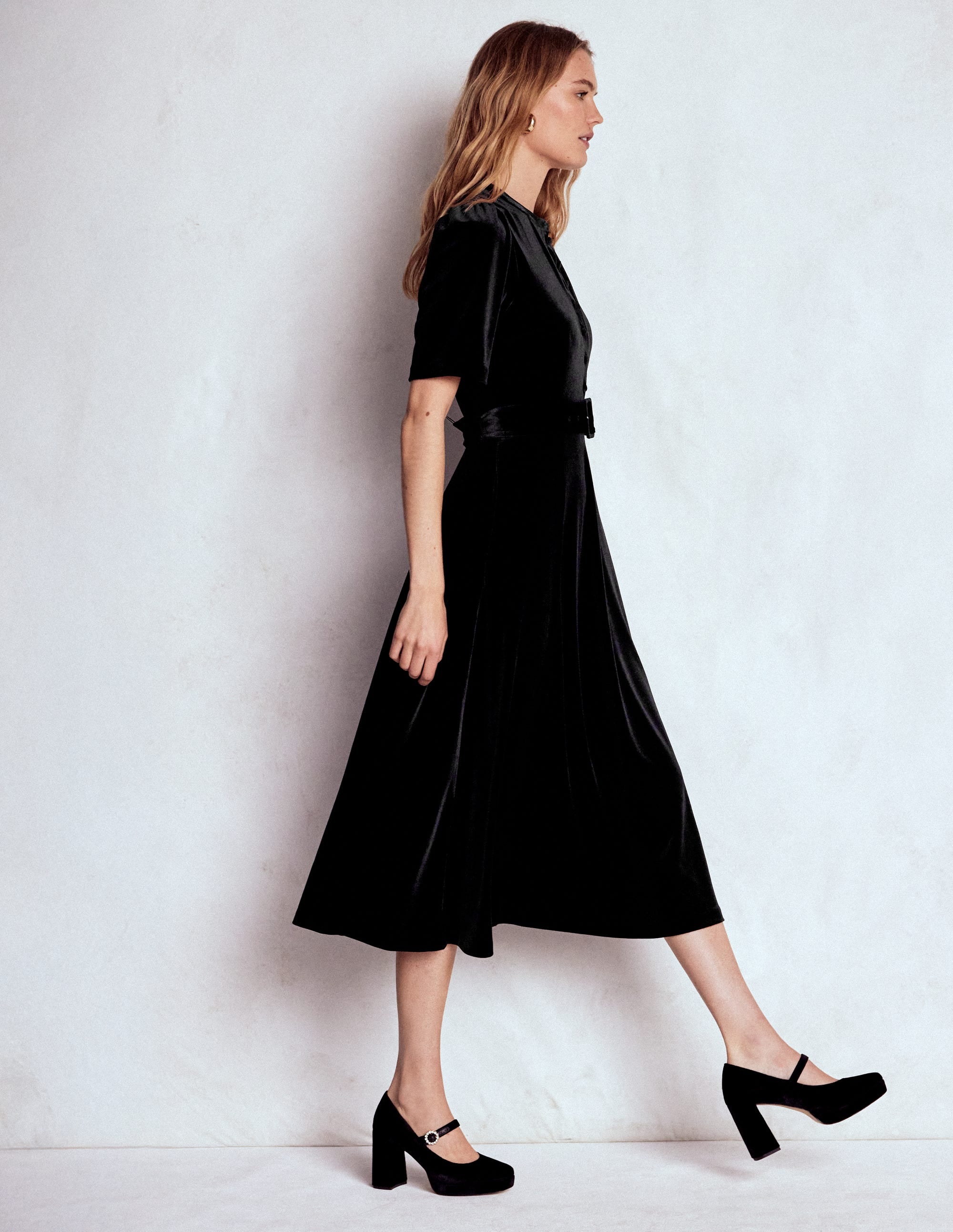 Kate Samt-Hemdblusenkleid-Schwarz - Image 4