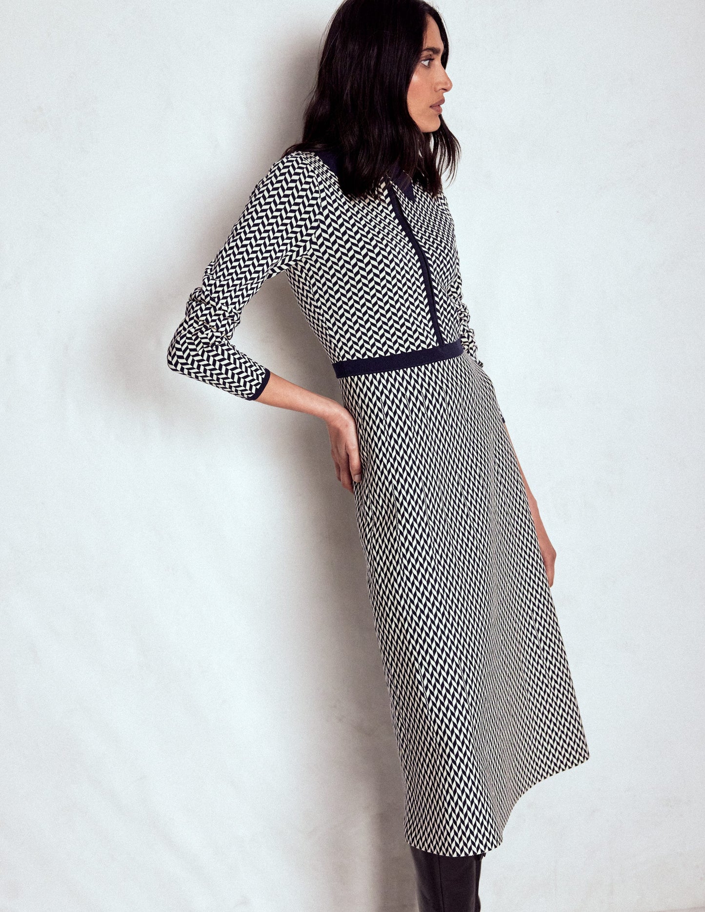 Fiona Chevron-Strickkleid-Zickzackmuster