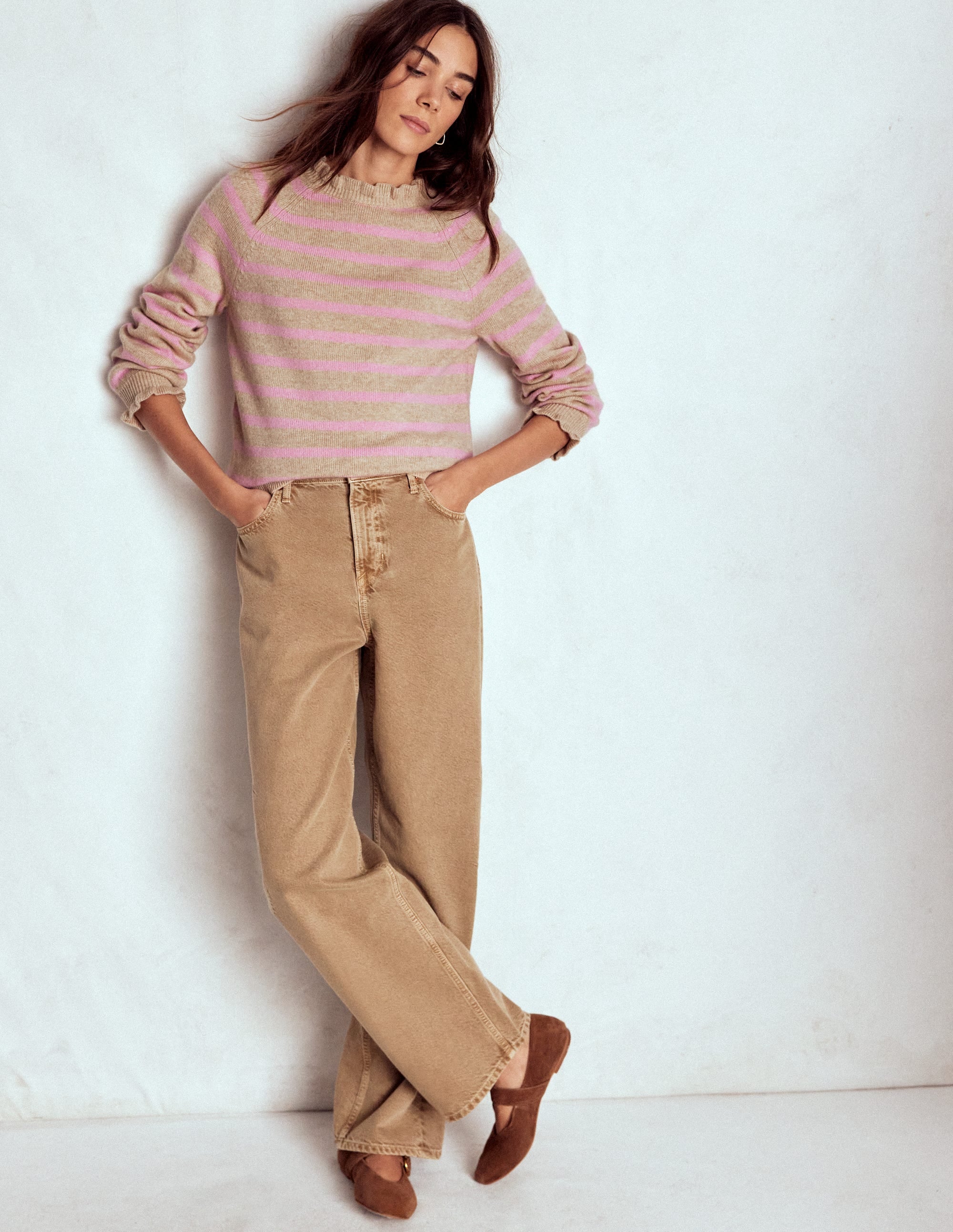 Fae Fair-Isle-Pullover mit Rüschen-Kamelbraun, Rosa Streifen - Image 6