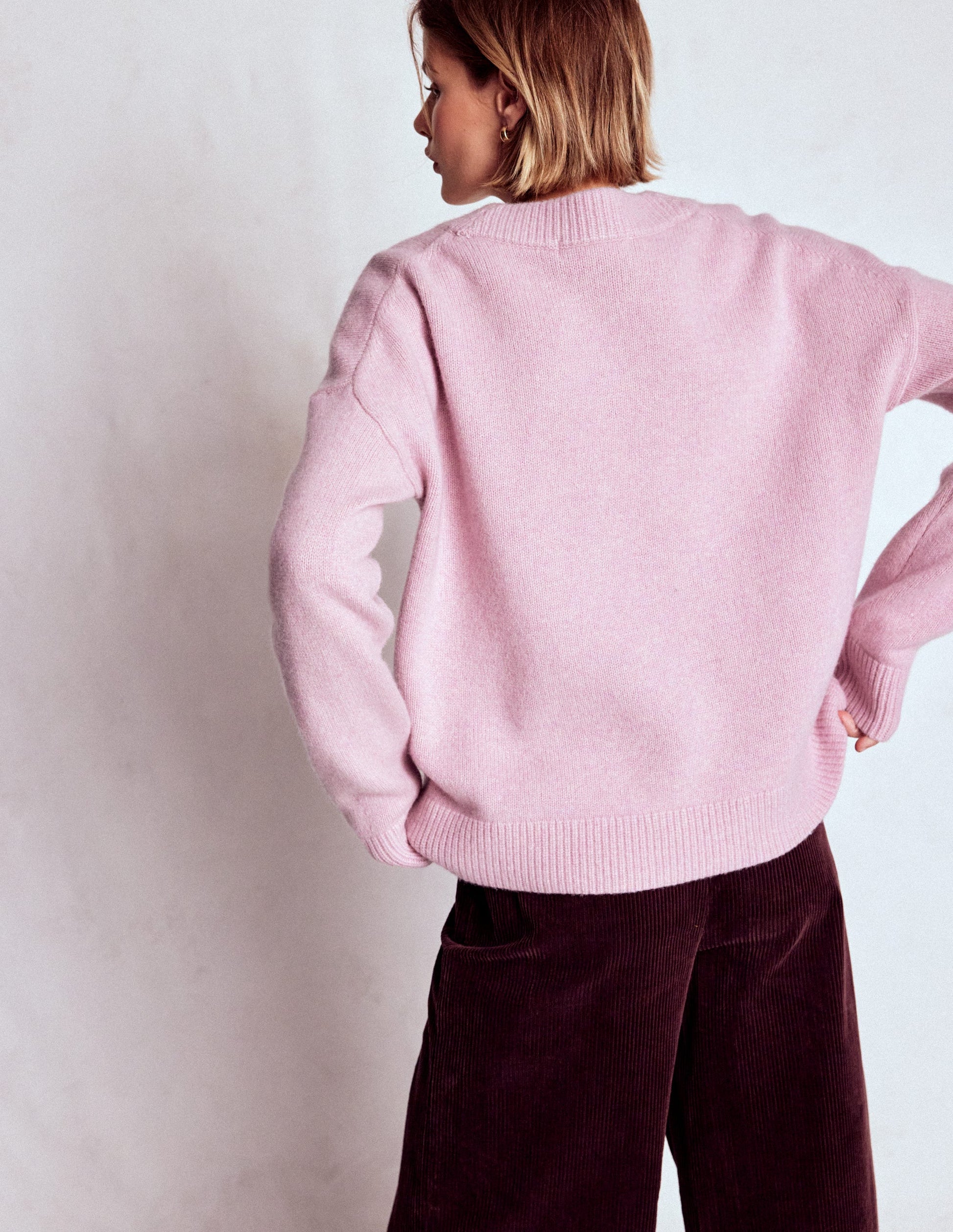 Marion Merino V-neck Jumper-Blush Pink-3