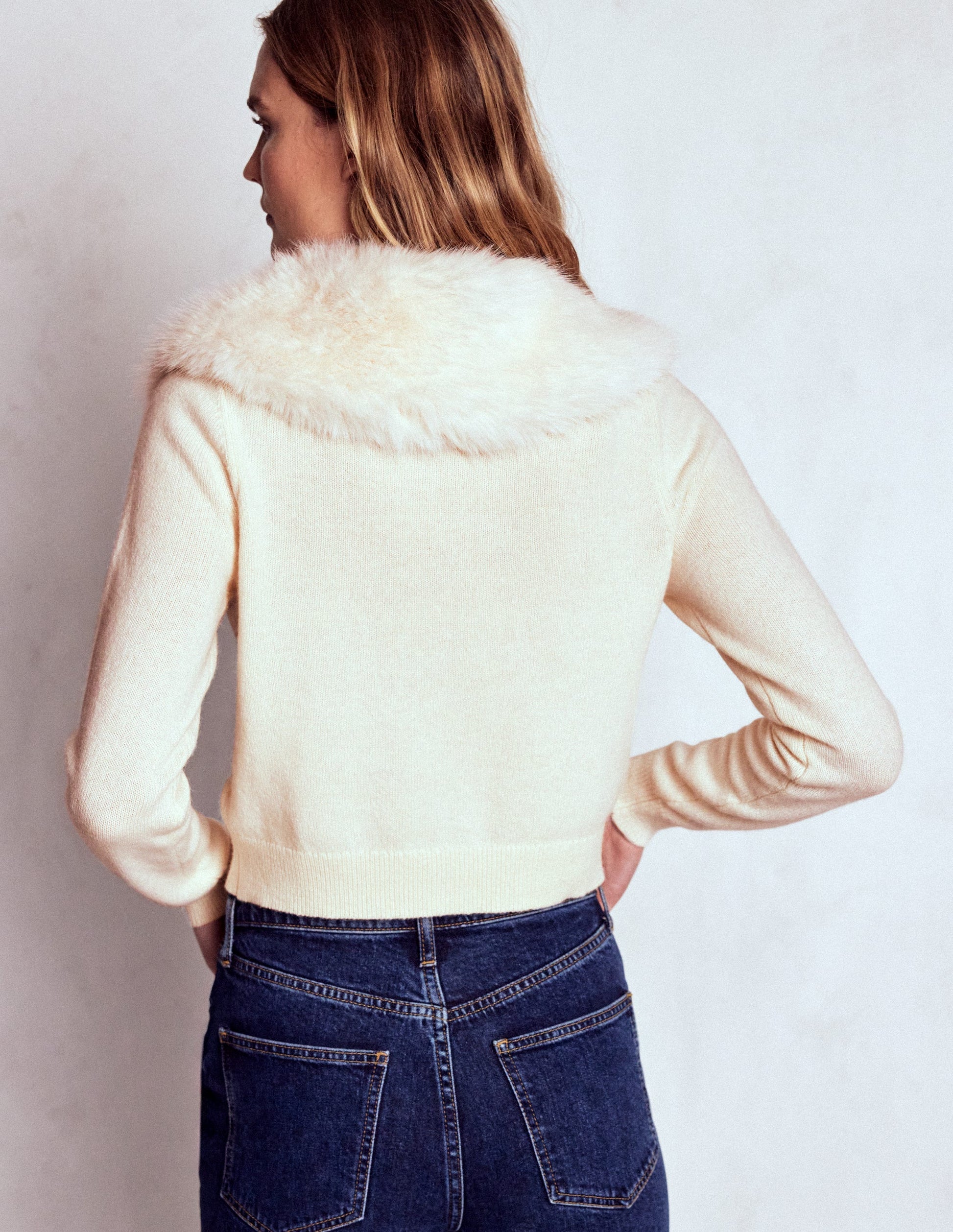 Cardigan en fourrure pour filles - France Cardigan en fourrure pour filles - France