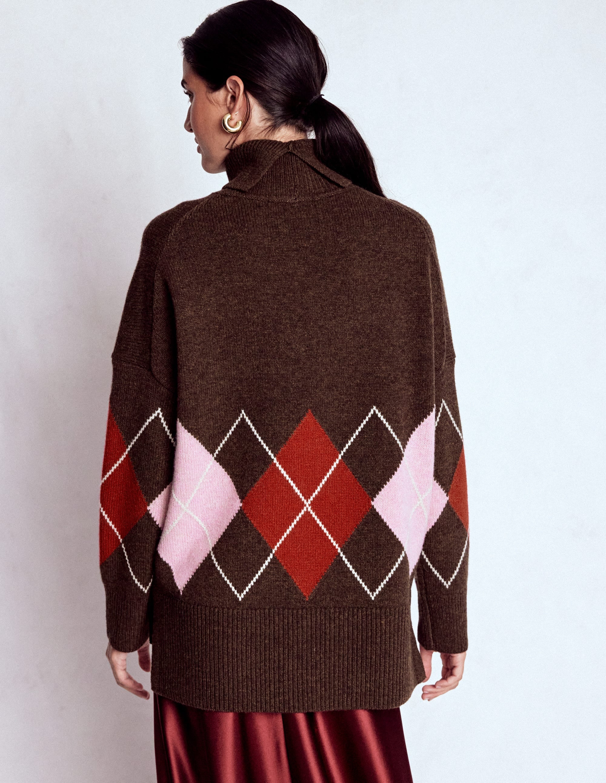 Polly Merino-Rollkragenpullover-Braun, Rosa Argyle - Image 3