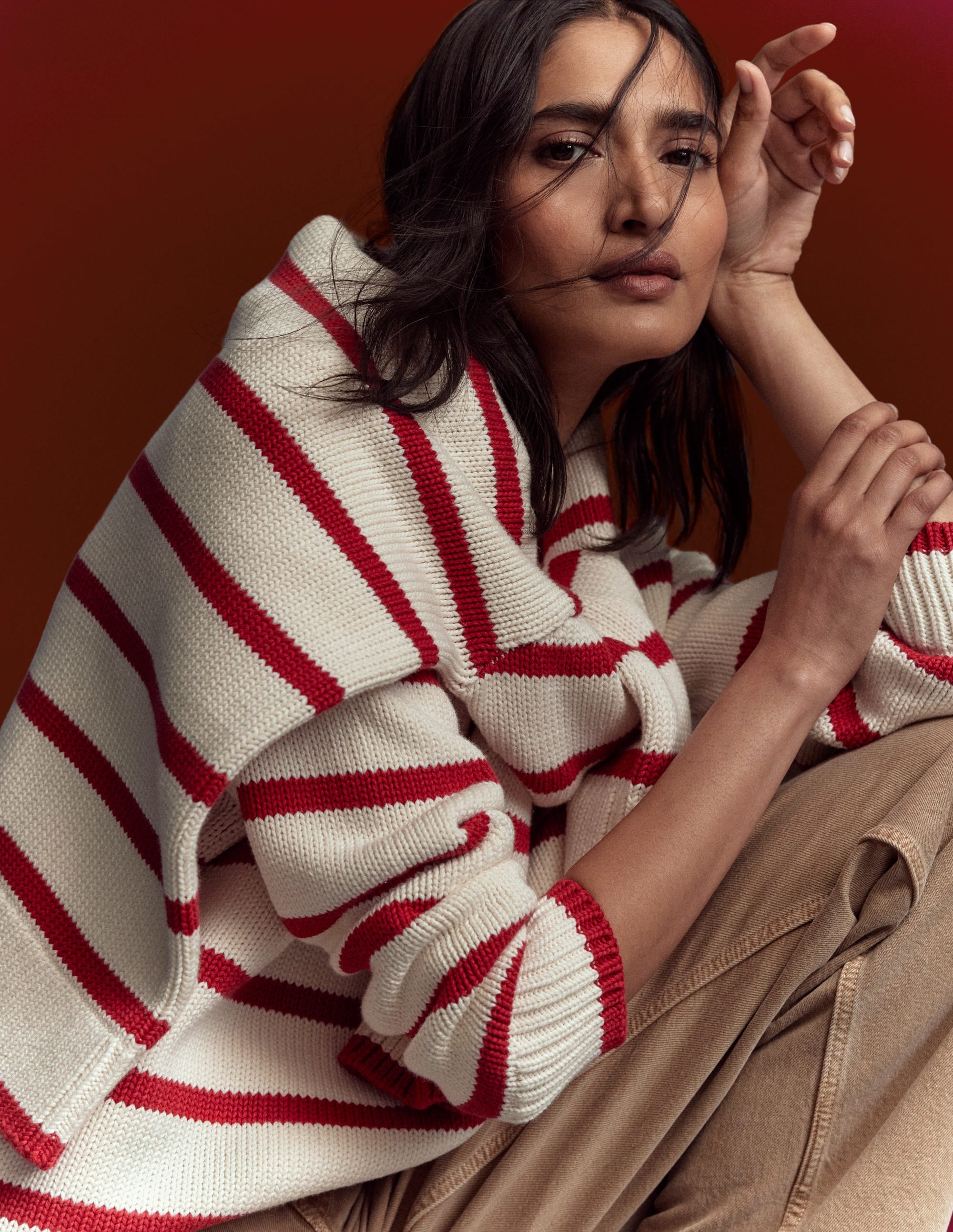 Lucy Oversize-Baumwollpullover-Naturweiß/Rot Streifen - Image 1