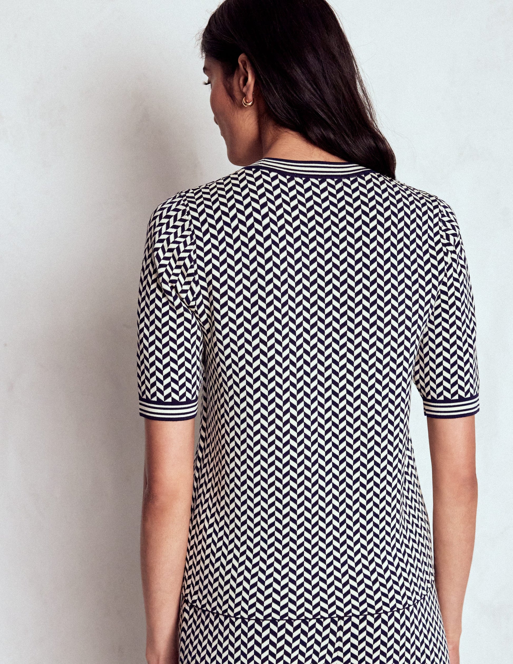 Strick-T-Shirt aus Jacquard-Marineblau/Naturweiß Modernes Hahnentrittmuster-3