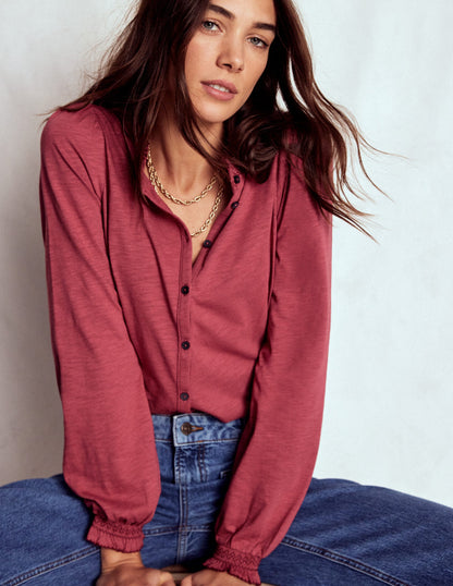 Effie Hemd mit gesmokten Details-Erdiges Rot-1