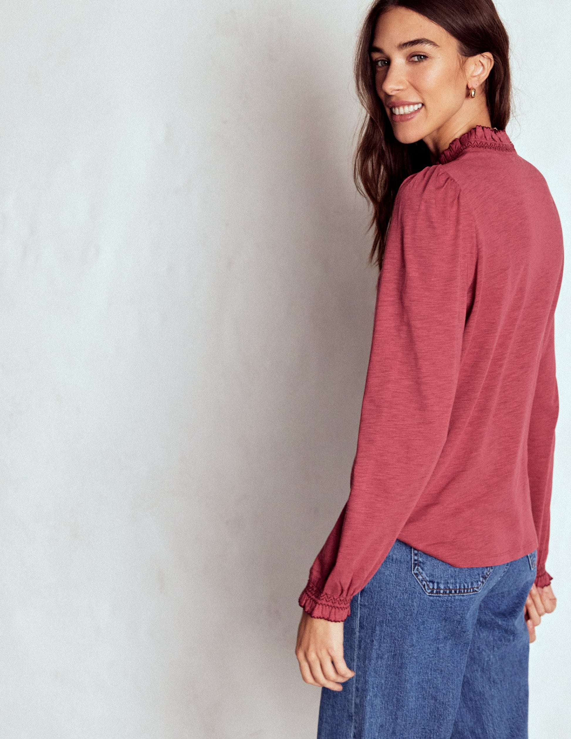 Effie Hemd mit gesmokten Details-Erdiges Rot-3