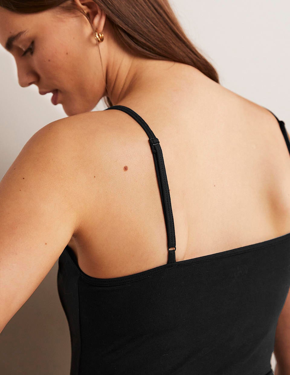 Schlichtes Camisole-Oberteil-Schwarz - Image 2
