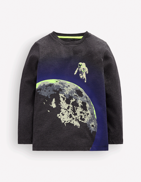 Im Dunkeln leuchtendes Langarmshirt