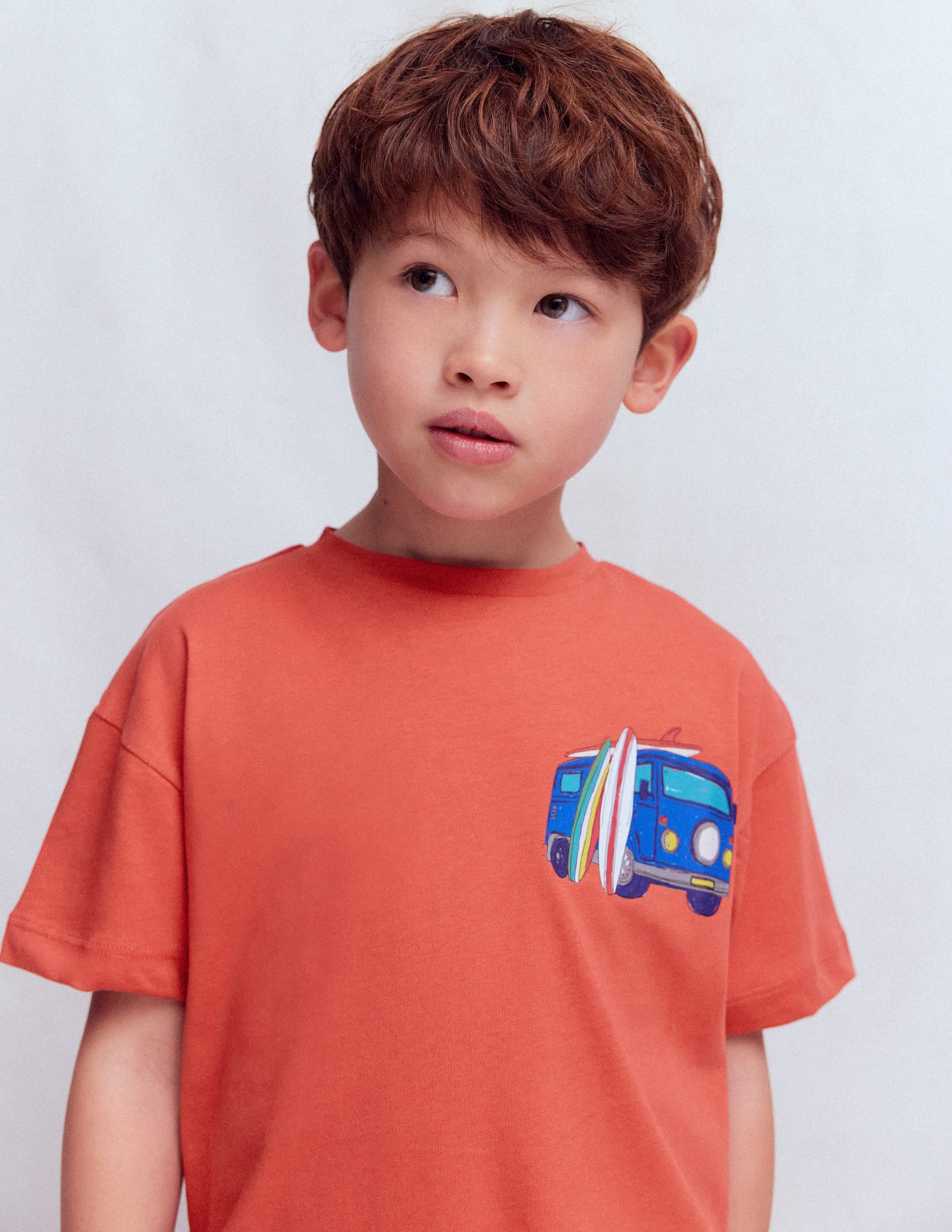 T-Shirt mit Druck auf Vorder- und Rückseite-Gebranntes Sienna Camper - Image 1