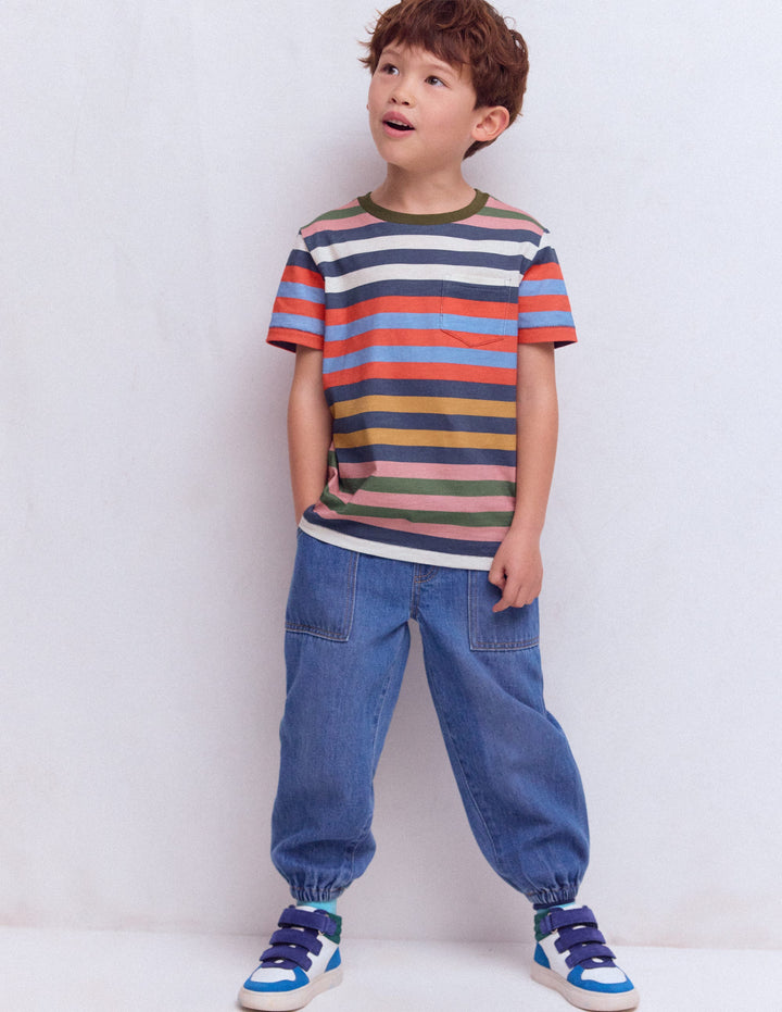 T-Shirt für den Alltag-Marineblau, Rot und Blau Streifen