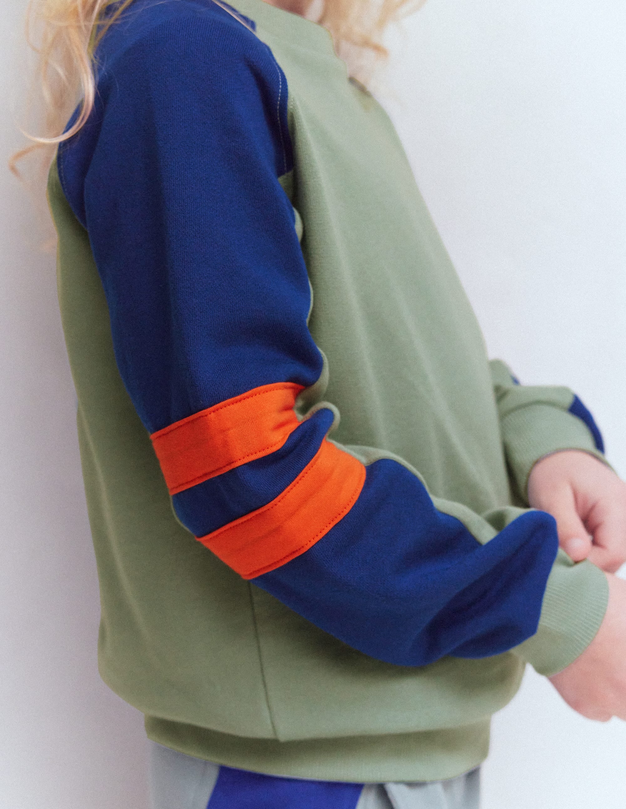 Sweatshirt mit Ärmeln in Blockfarben-CHINA-GRÜN BLOCKFARBEN - Image 2