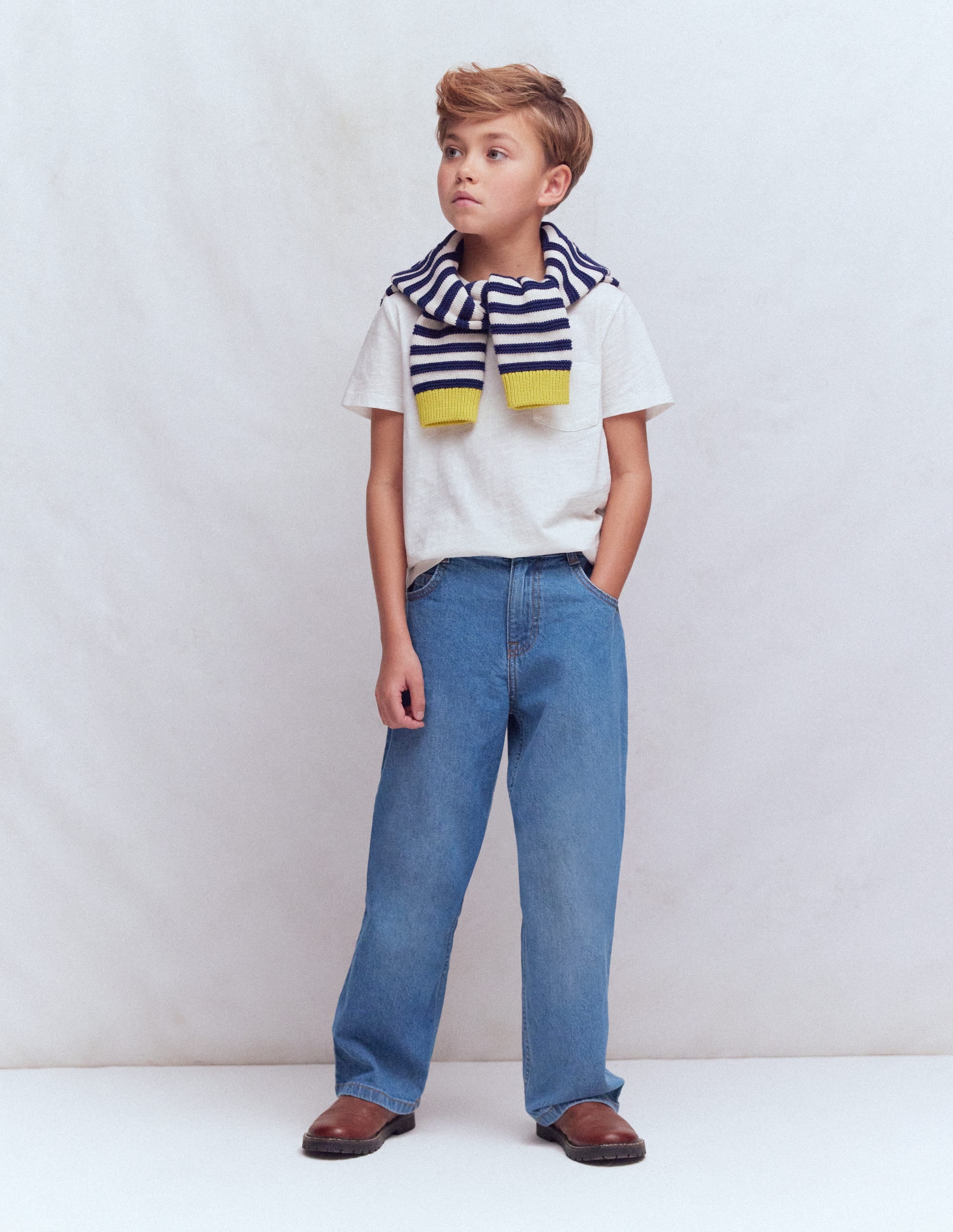 Lockere Jeanshose mit geradem Bein-MITTLERE WASCHUNG - Image 4