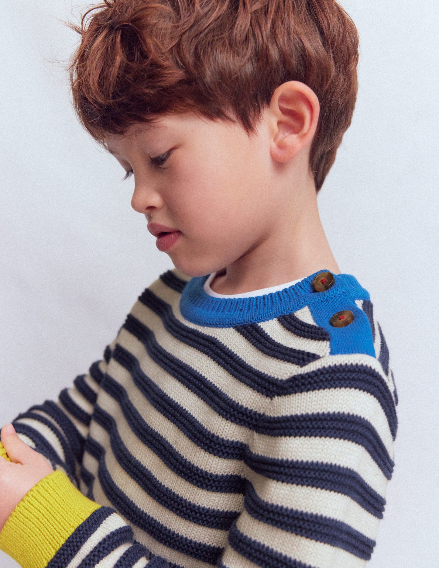 Grobstrickpullover-Marineblau Meliert und Beige Streifen