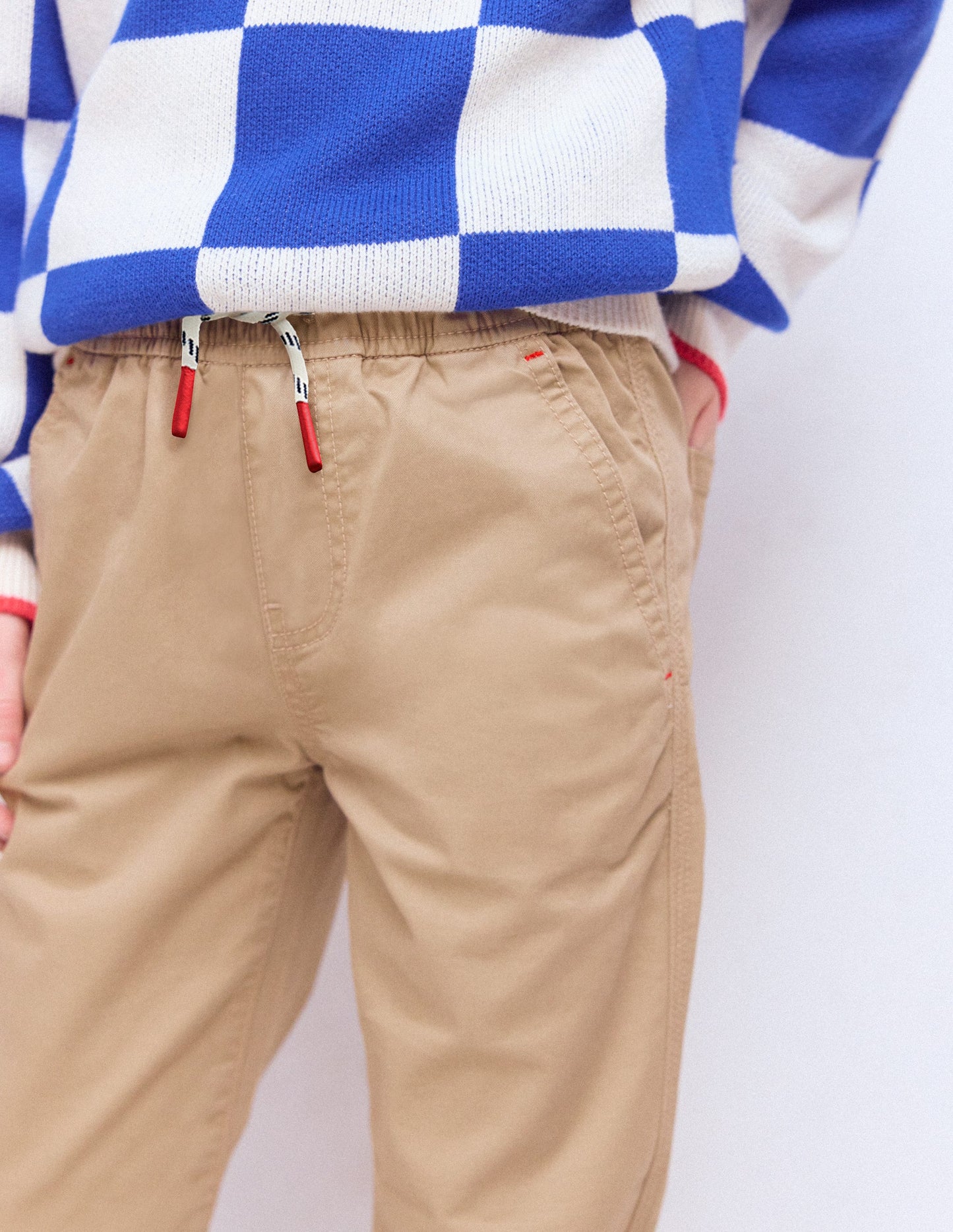 Schmal geschnittene Hose zum Hineinschlüpfen-Greige