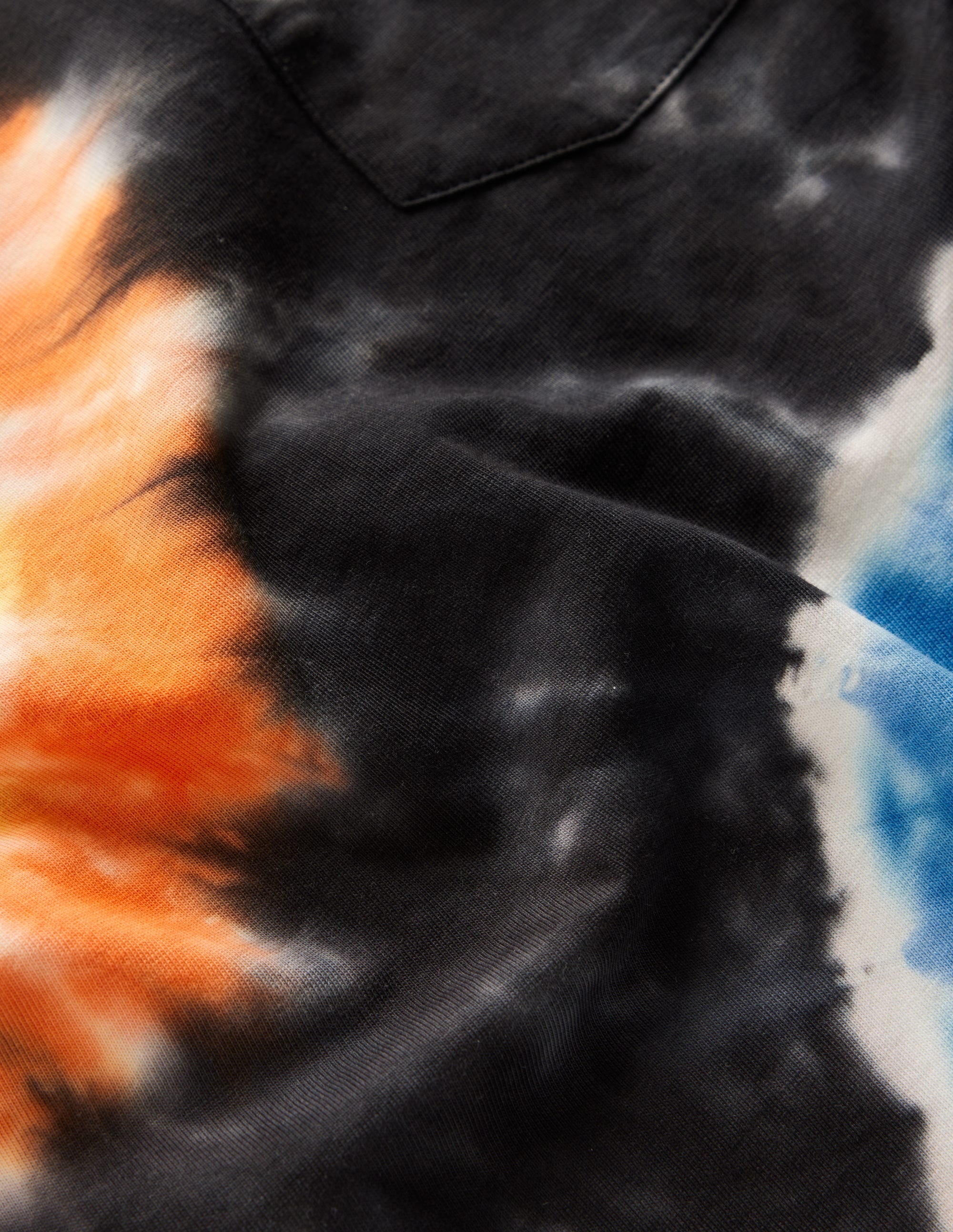 T-Shirt mit Batikmuster-Weltall - Image 3