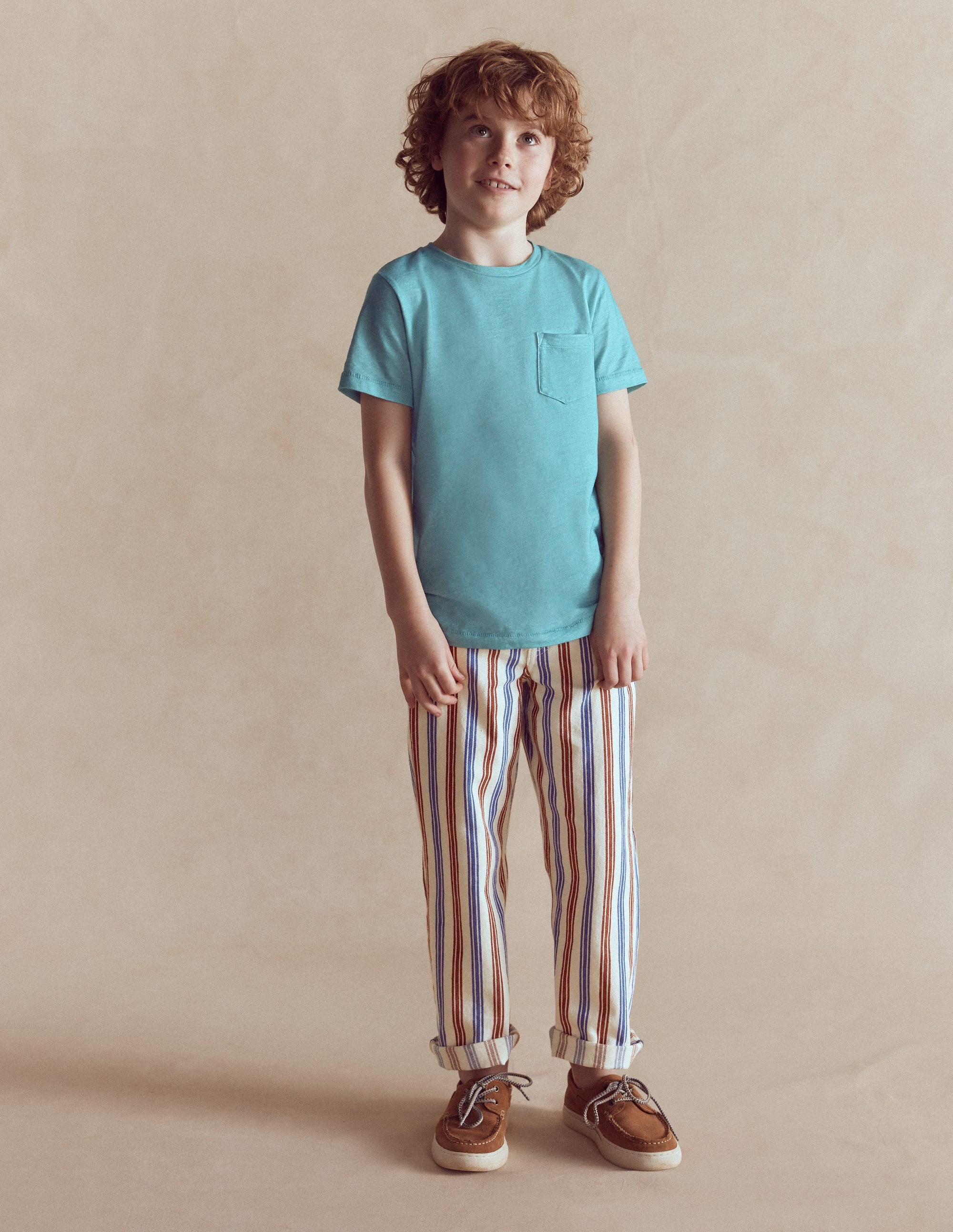 Lockere Jeanshose mit geradem Bein-Blaue und Rot Streifen - Image 1