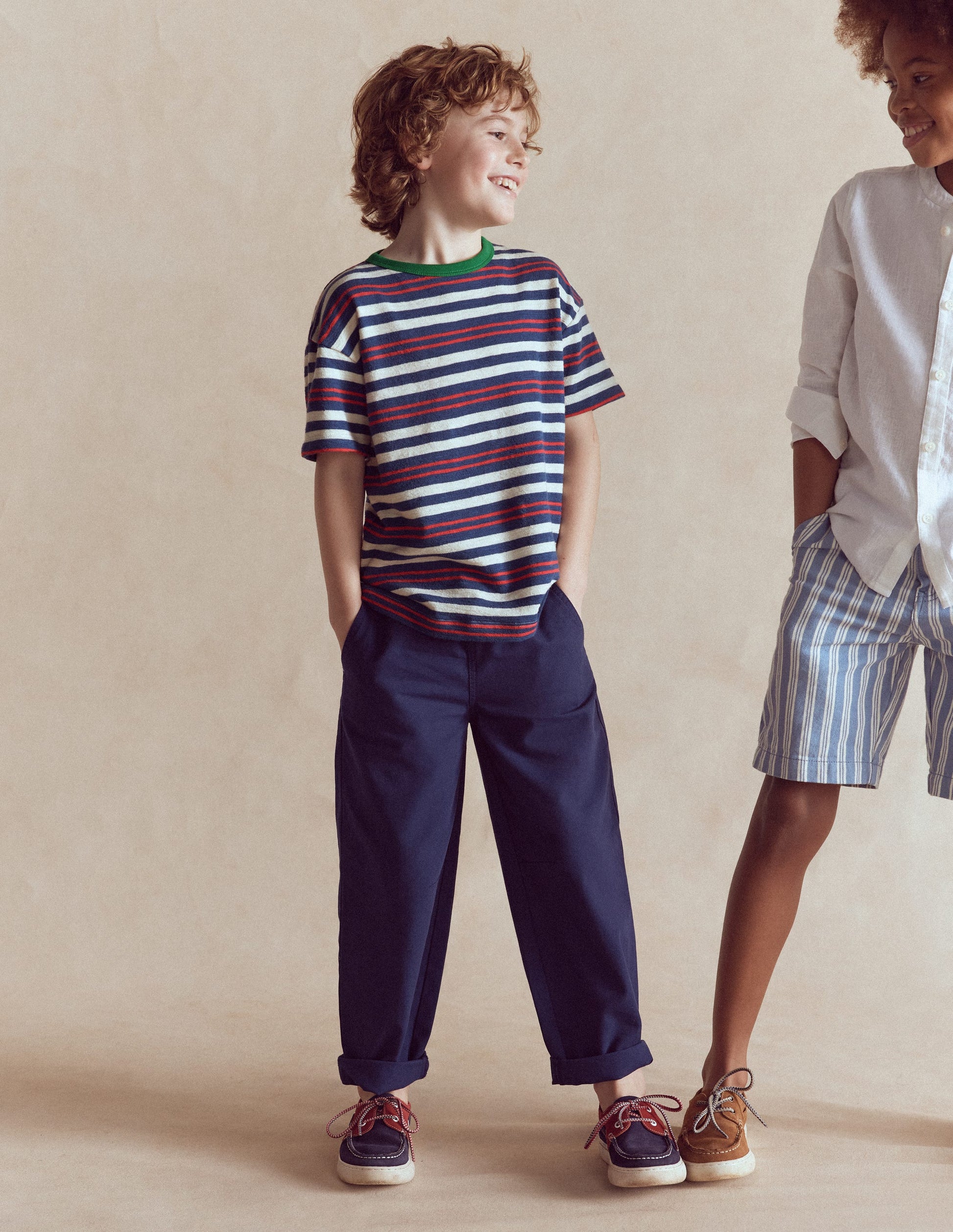 Texturiertes, gestreiftes T-Shirt-Blau Streifen-2