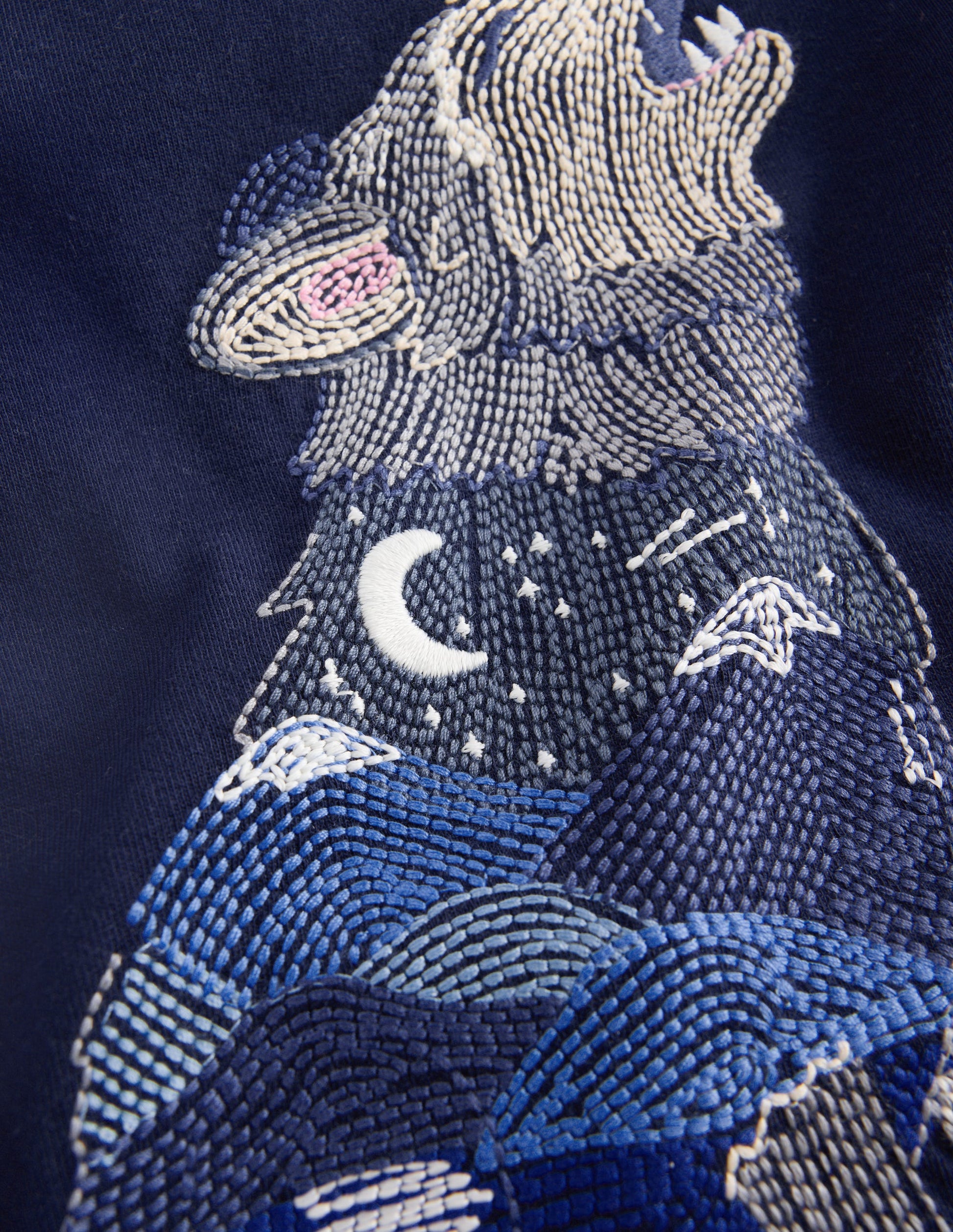 Glow Superstitch T-shirt-French Navy Scenic Wolf-5