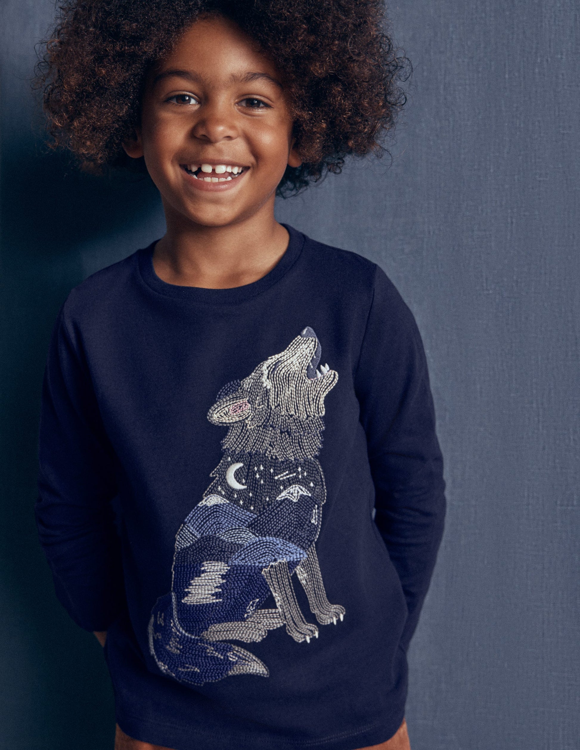 Glow Superstitch T-shirt-French Navy Scenic Wolf-1