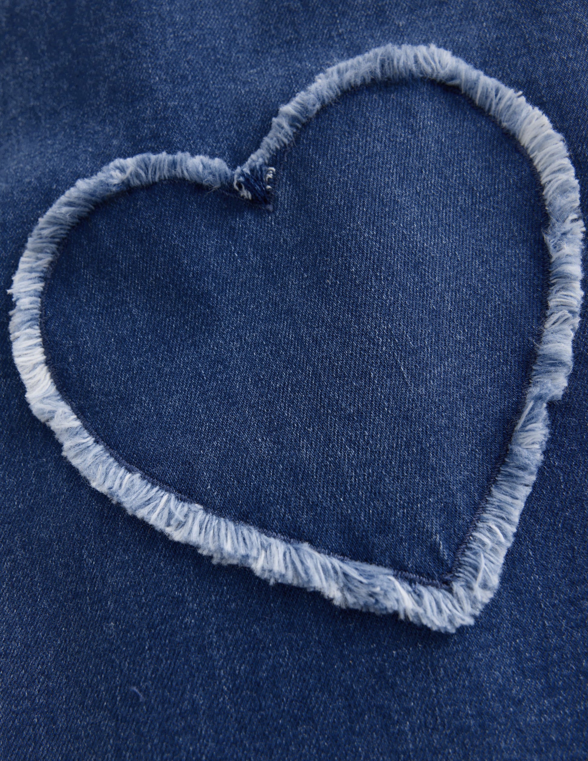 Jeans mit weitem Bein-Mittlere Waschung Herz-Applikation-3