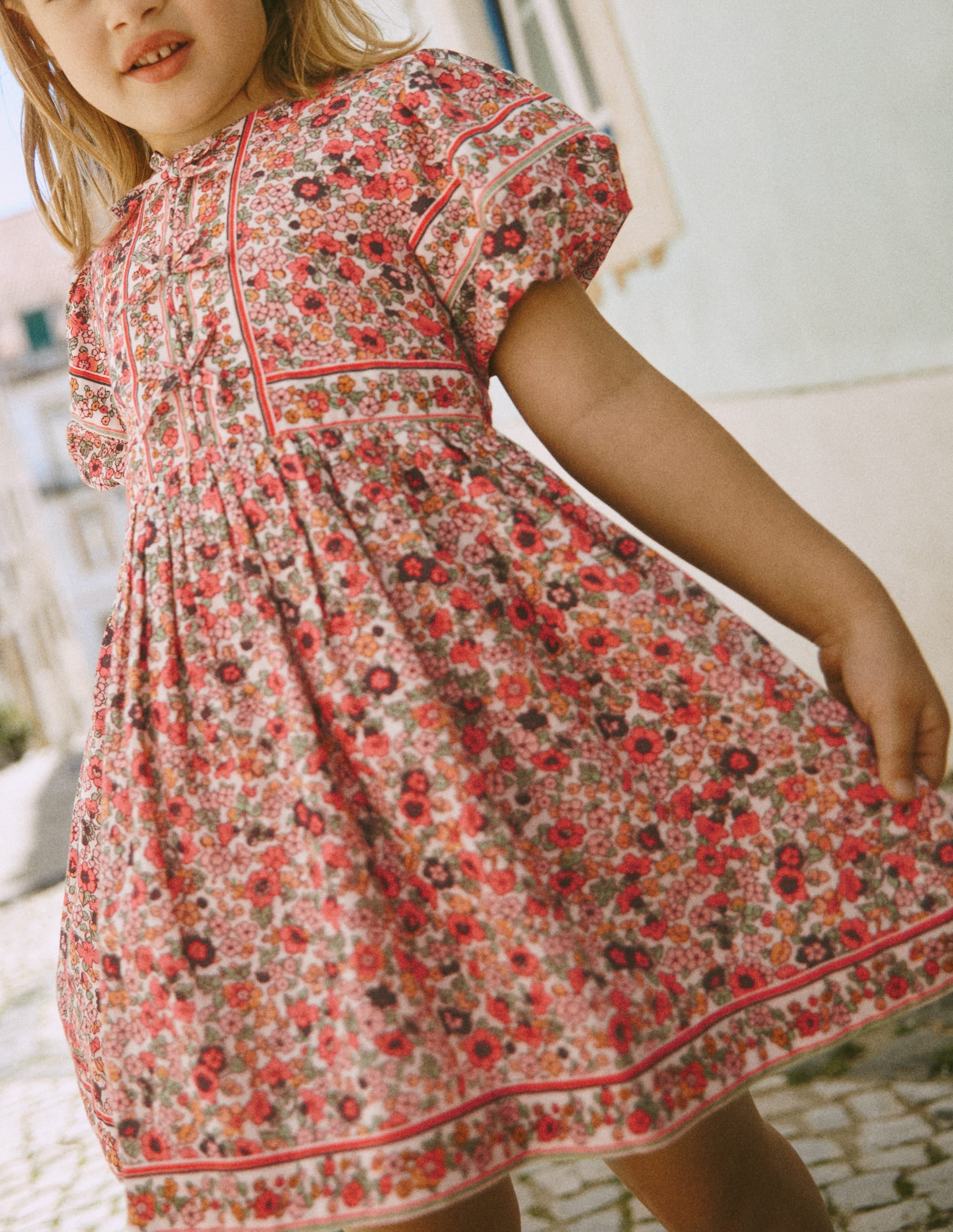 Robe tissée à nœuds sur le devant-Lit de fleurs ivoire doux - Image 4