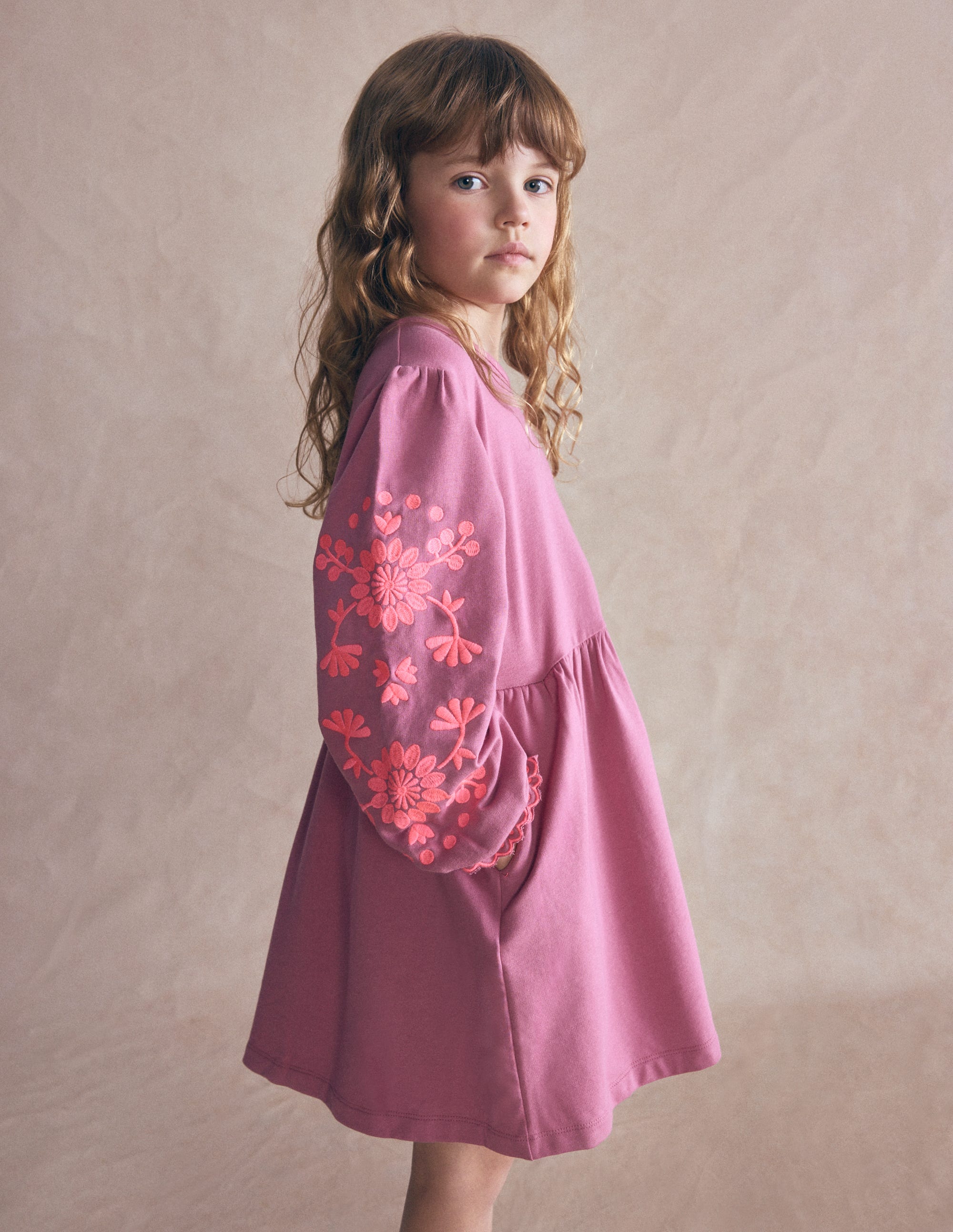 Kleid mit bestickten Ärmeln-Orchideenrosa - Image 1