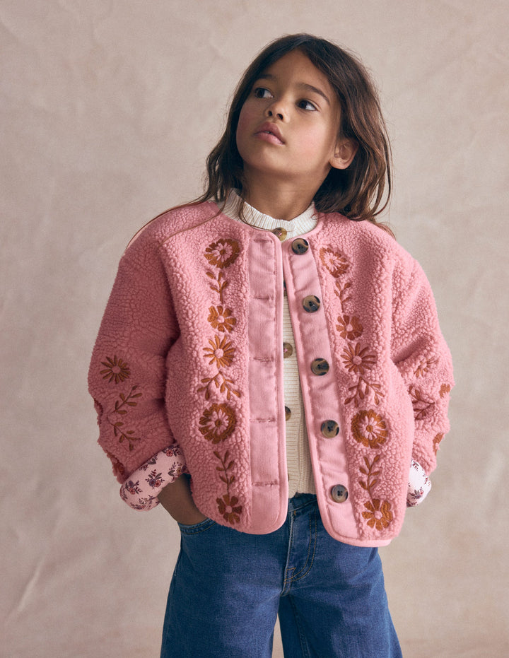 Jolie veste en borg-Broderie zéphyr