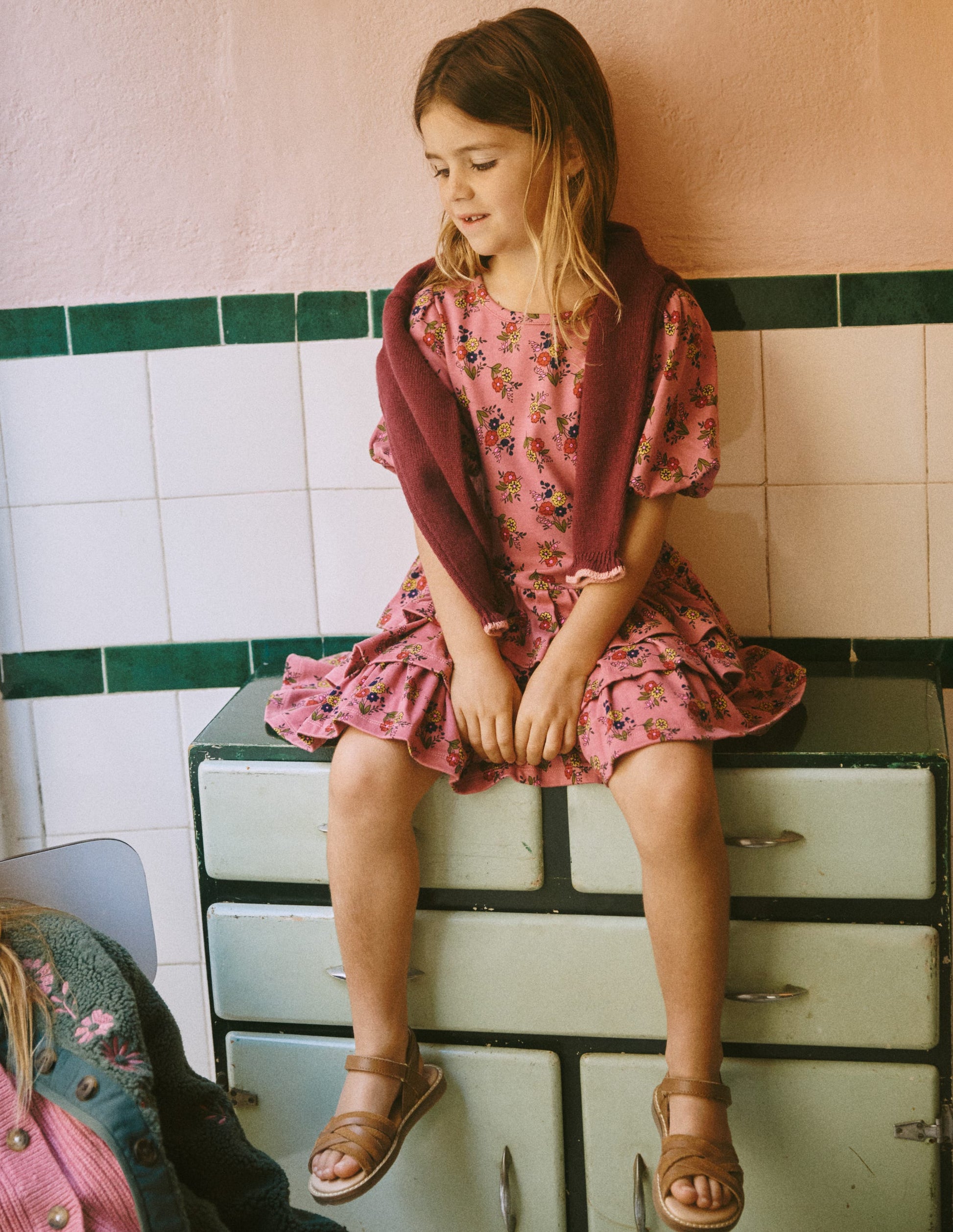 Jerseykleid mit Rüschenrock-Kirschblütenrosa Blumensträuße-4