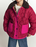 Wendbare Steppjacke mit Teddyfell-Leopardenmuster Bunt