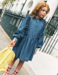 Winnie Hemdblusenkleid mit Rüschenbesatz-Denim Herzstickerei