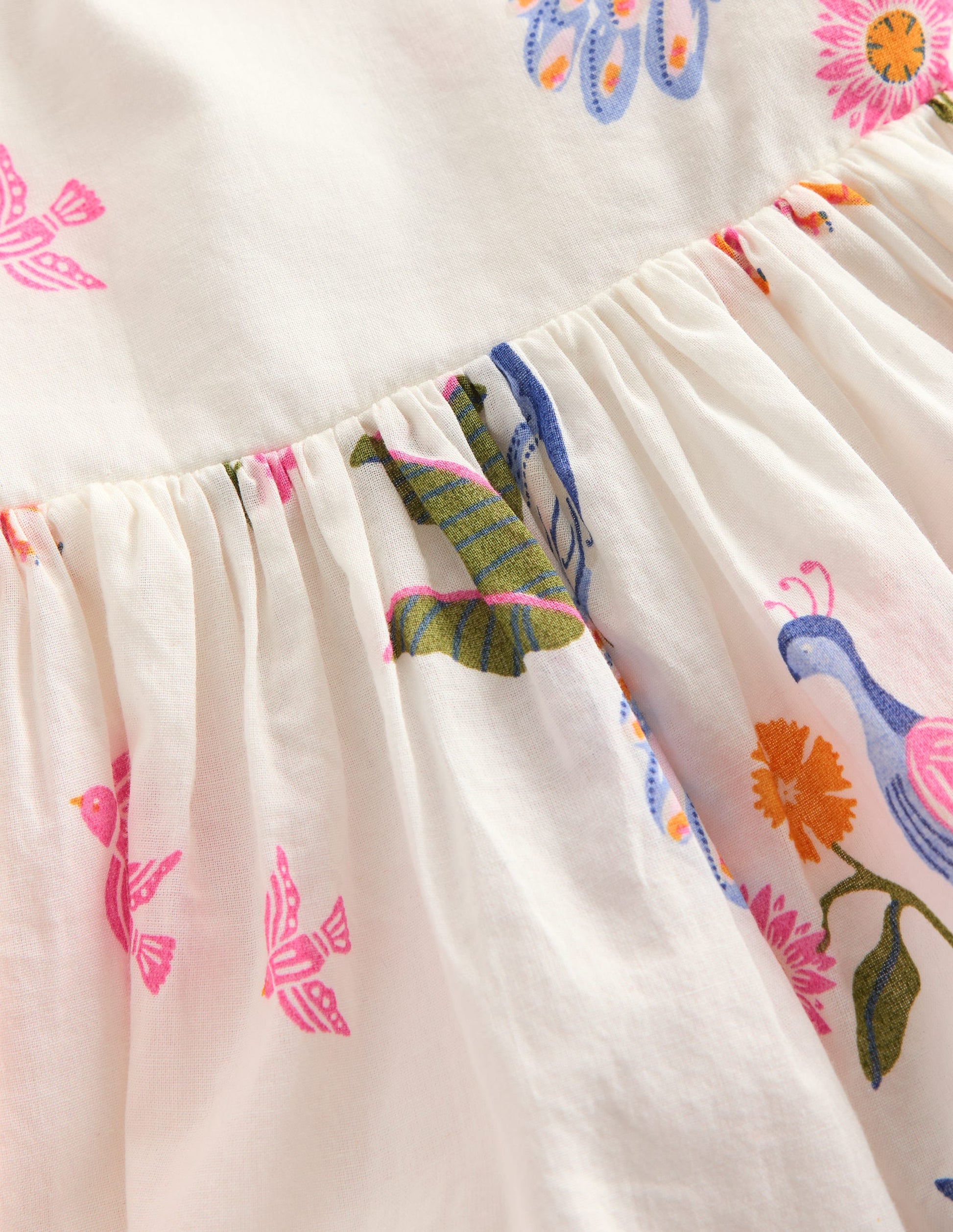 Harper Kleid mit gekreuzten Rückenträgern-Sanftes Naturweiß Dschungel-4