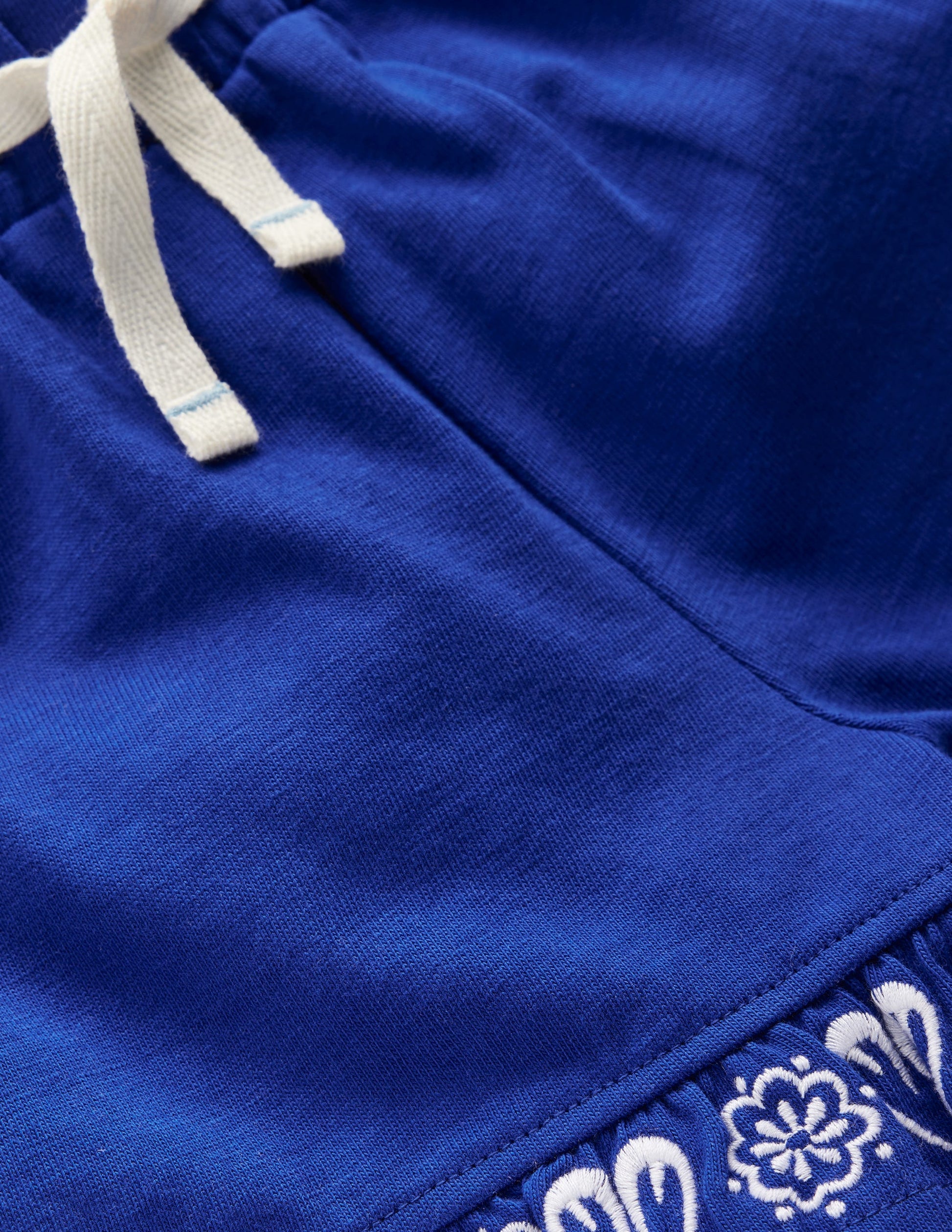 Jersey-Shorts mit Stickerei-Leuchtendes Blau Stickerei-3