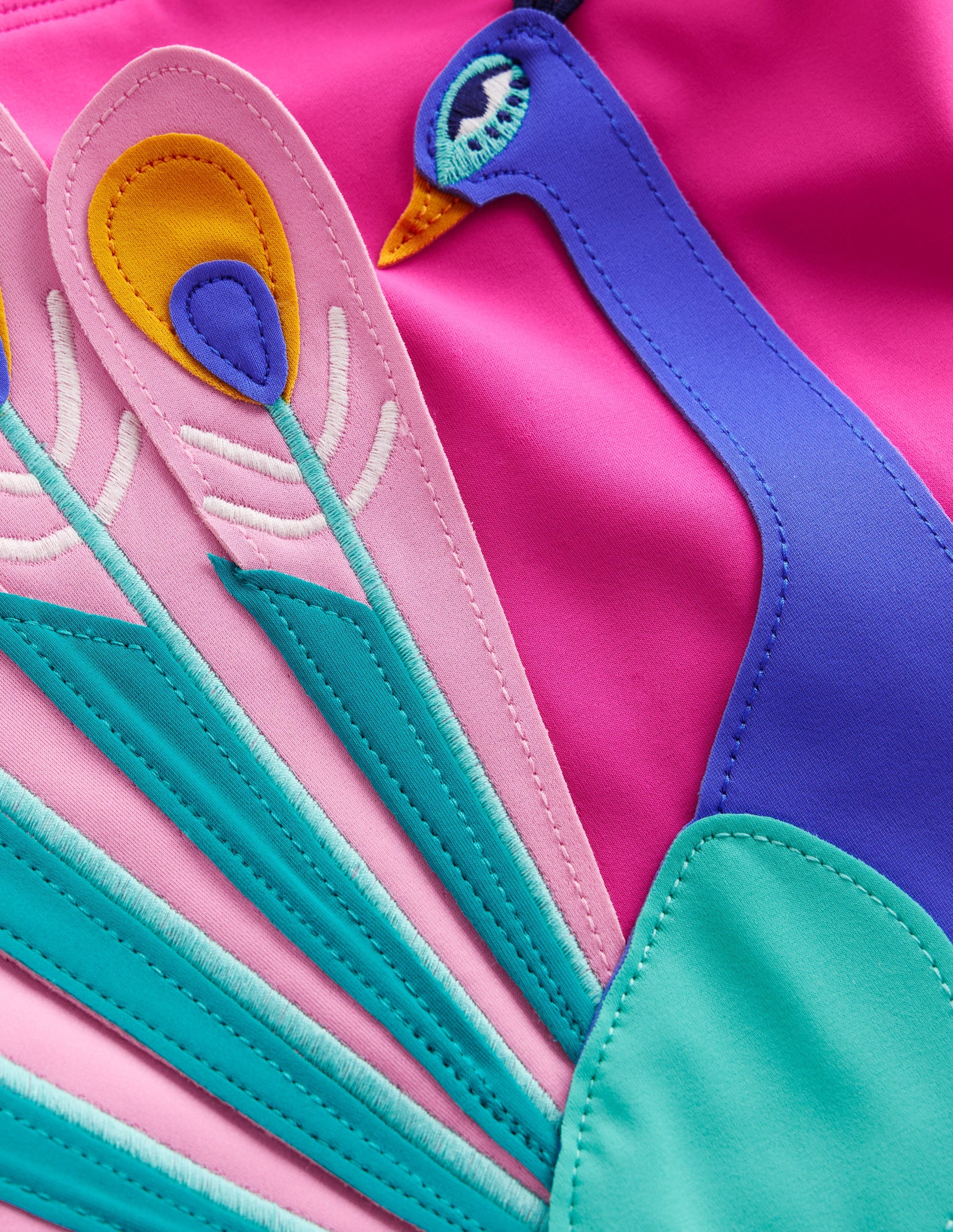 Badeanzug mit Applikation-Rosa Pfau-4