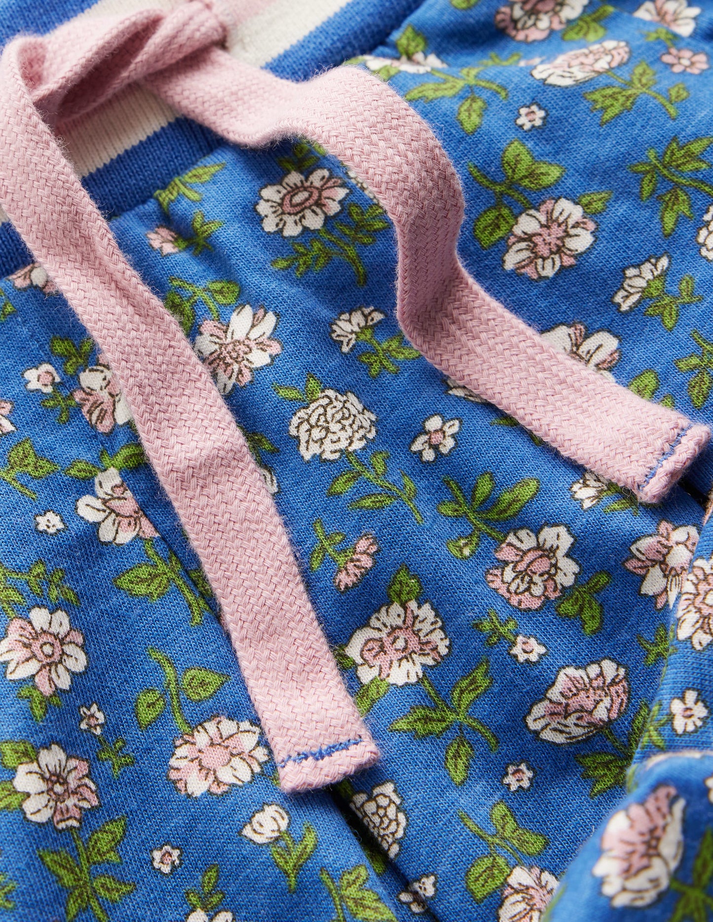 Plissierter Jersey-Skort-Blauhäher Gartenblume