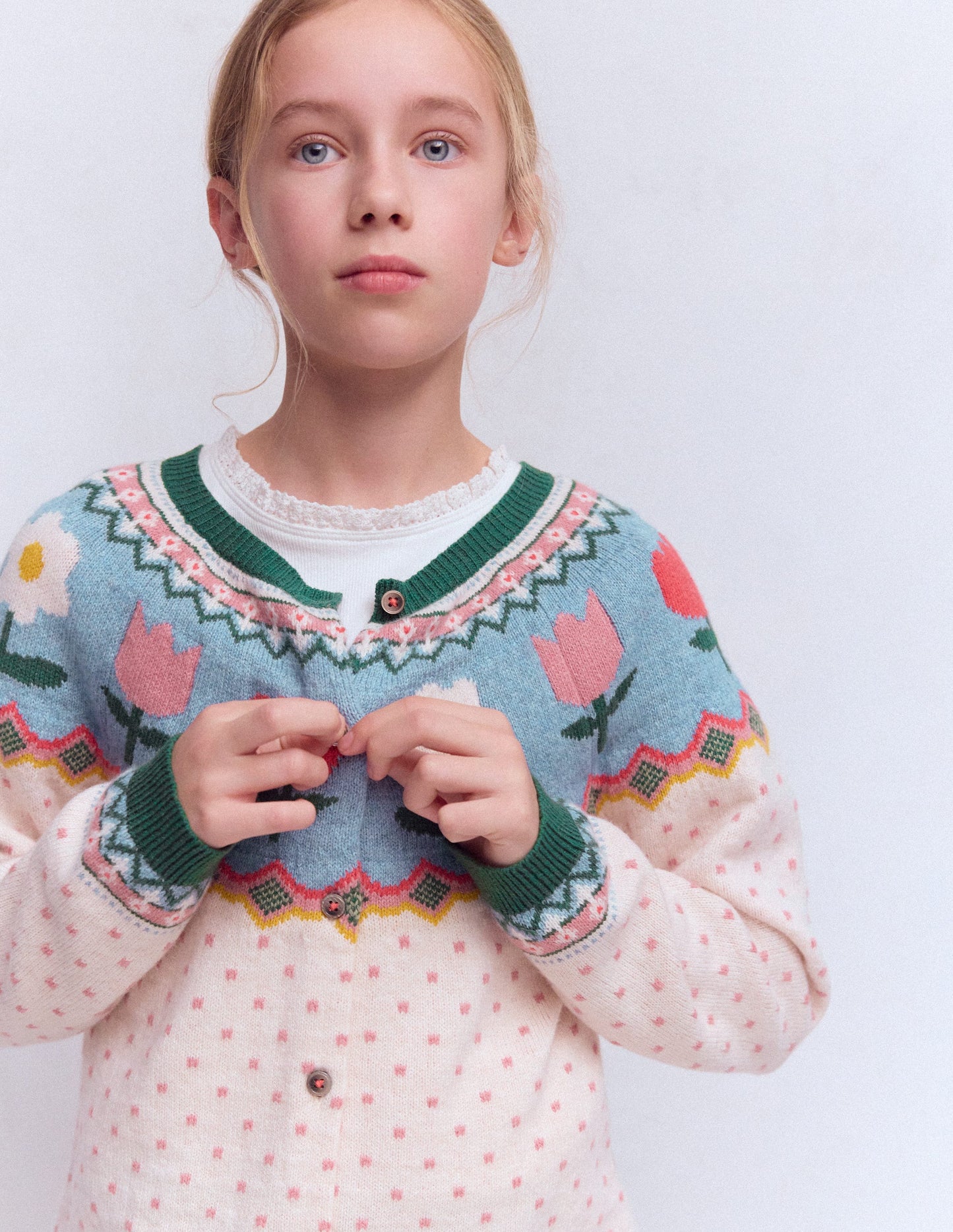 Edie Fair-Isle-Strickjacke-Beige Meliert Punkte Blumen