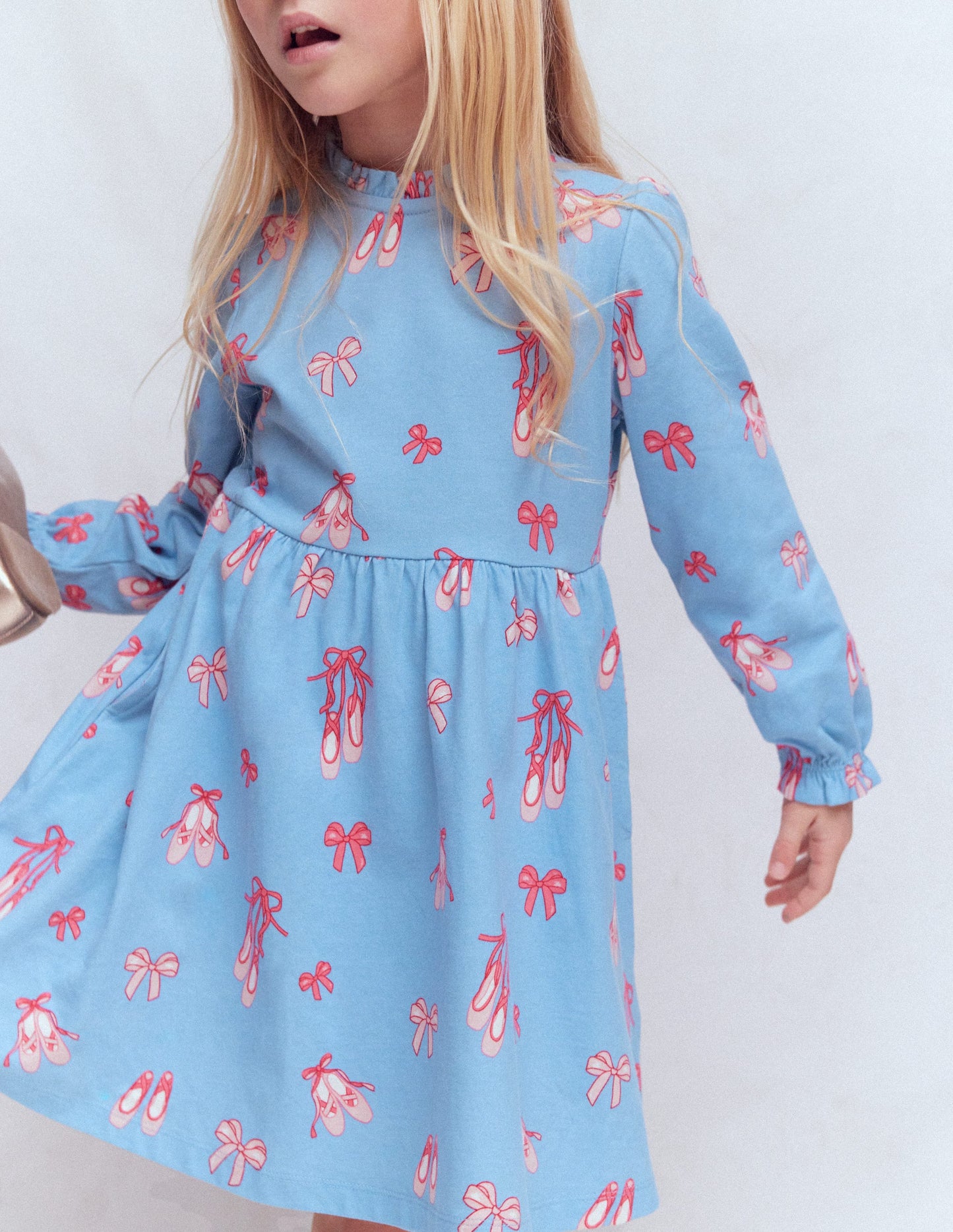 Jerseykleid mit Blousonärmeln-Hellblau Ballettschuhe