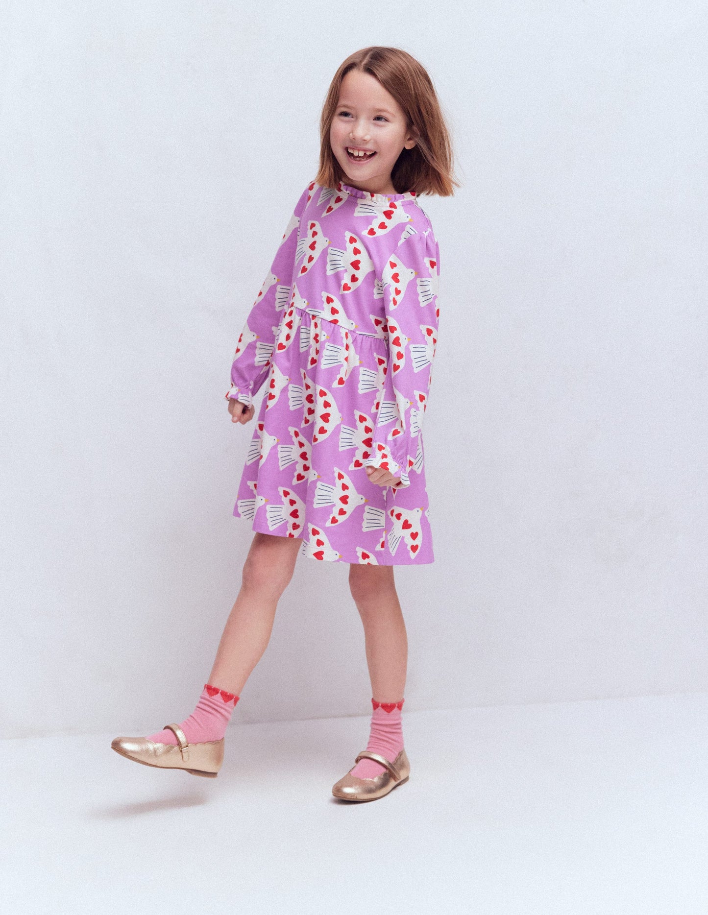 Jerseykleid mit Blousonärmeln-Blasses Stiefmütterchen Liebesvögel