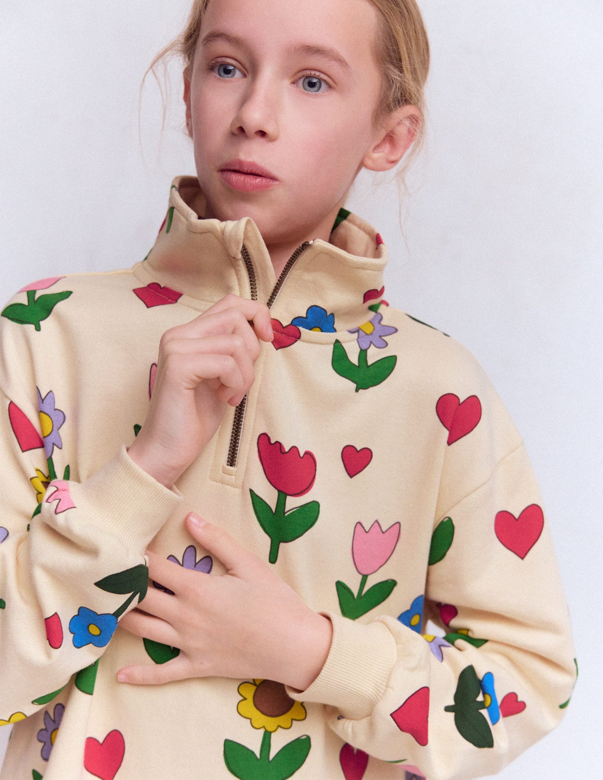 Sweatshirt-Kleid mit halbem Reißverschluss-Kaliko-Weiß Sonnenblumengarten-2